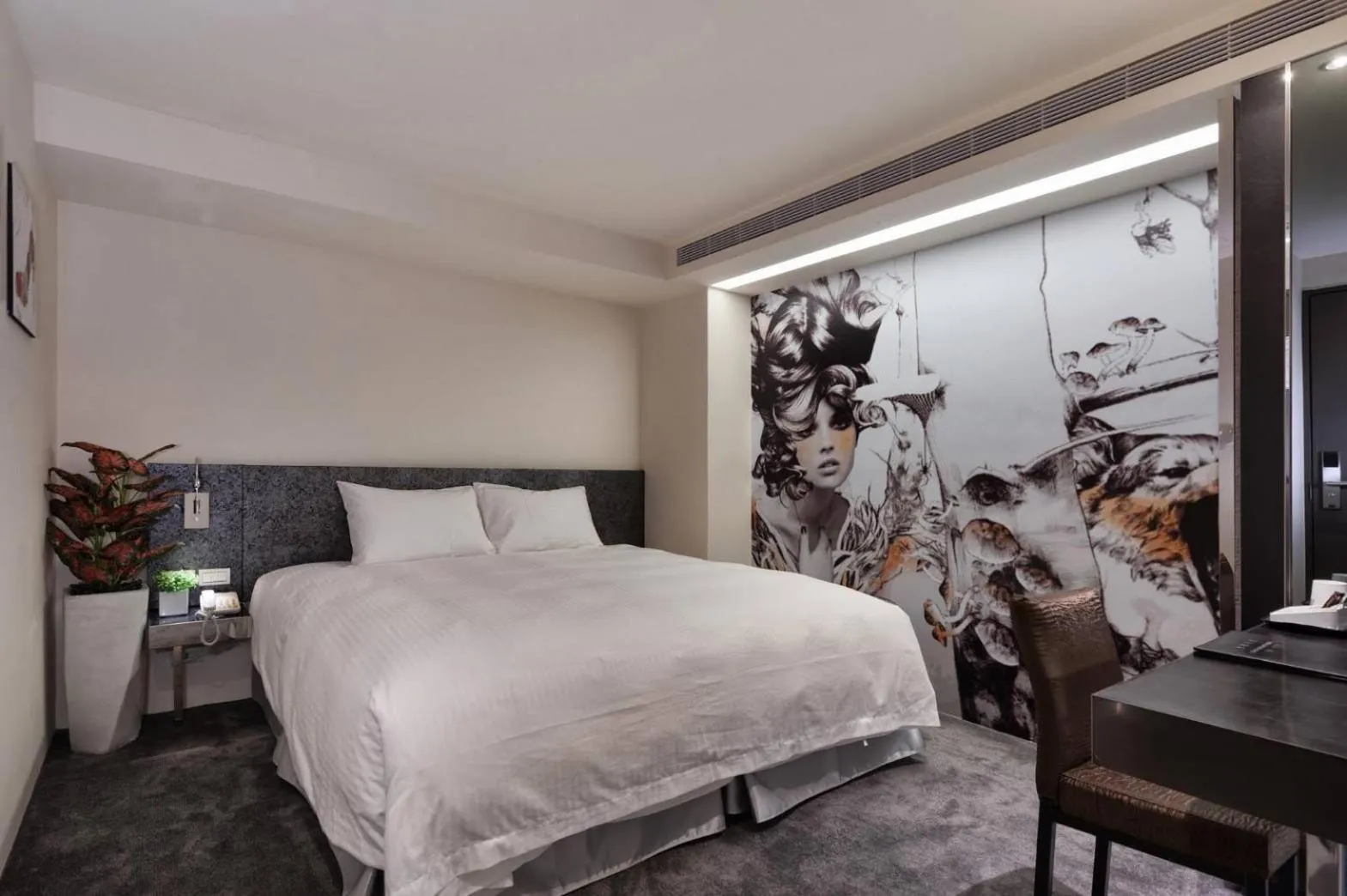 Bedroom in Hotels Here - Taipei