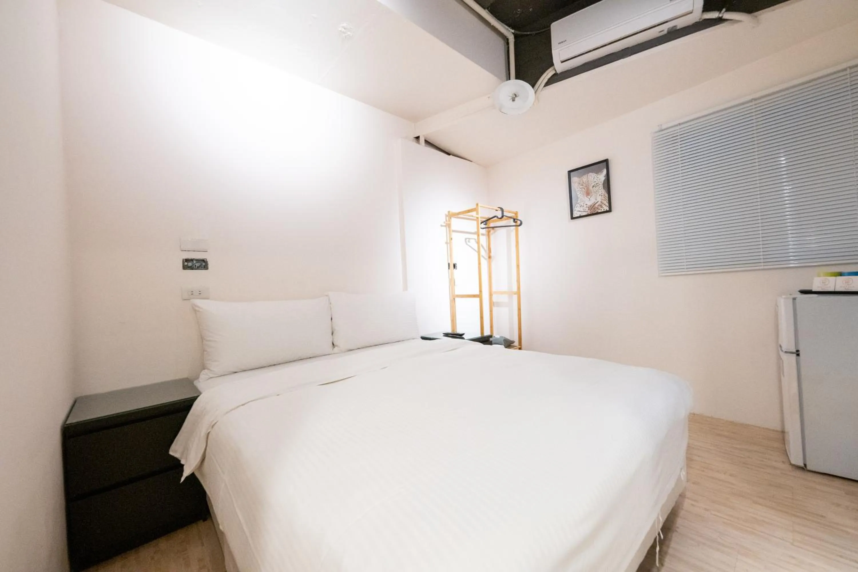 Bed in HotelsHere - Ximen