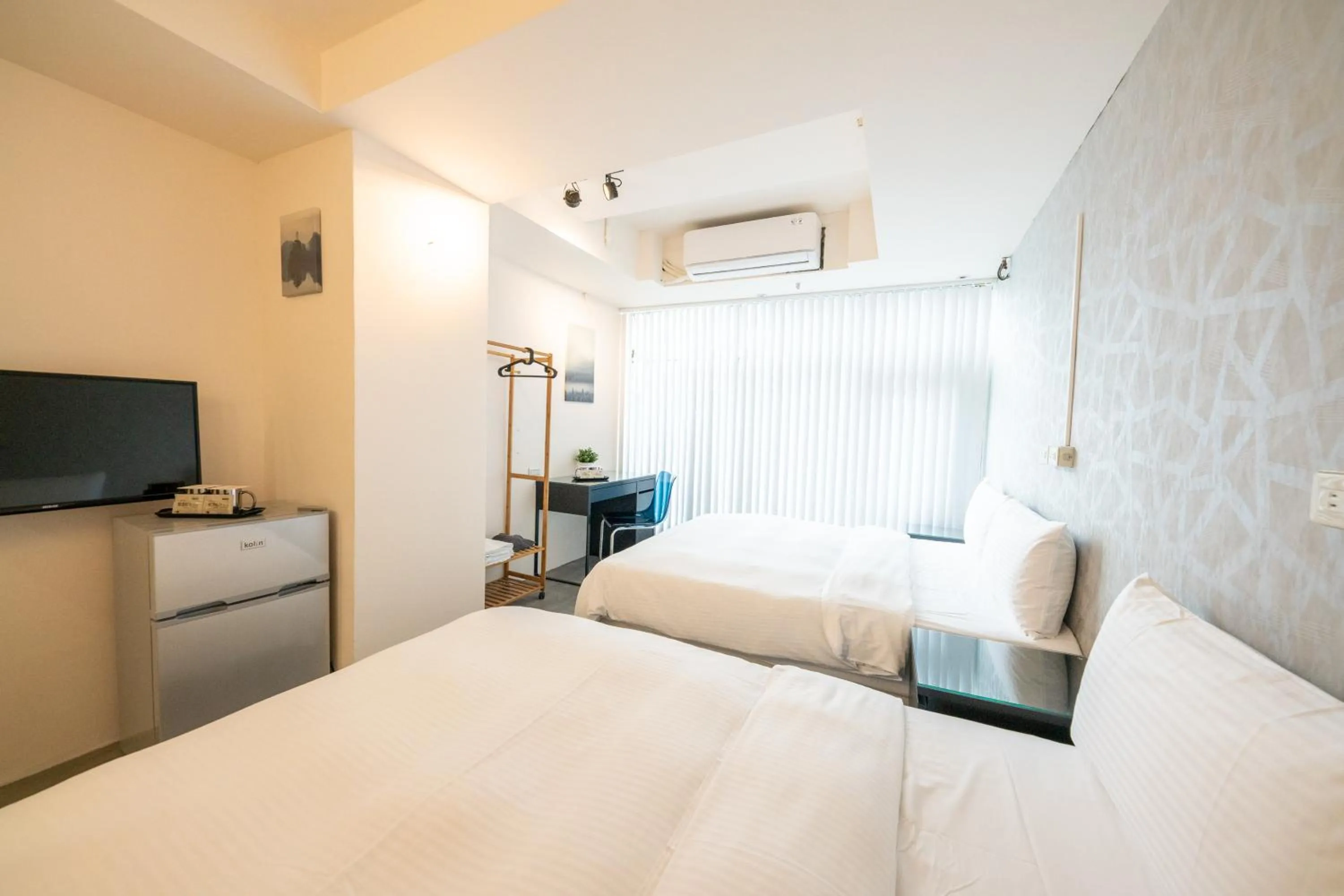 Bed in HotelsHere - Ximen