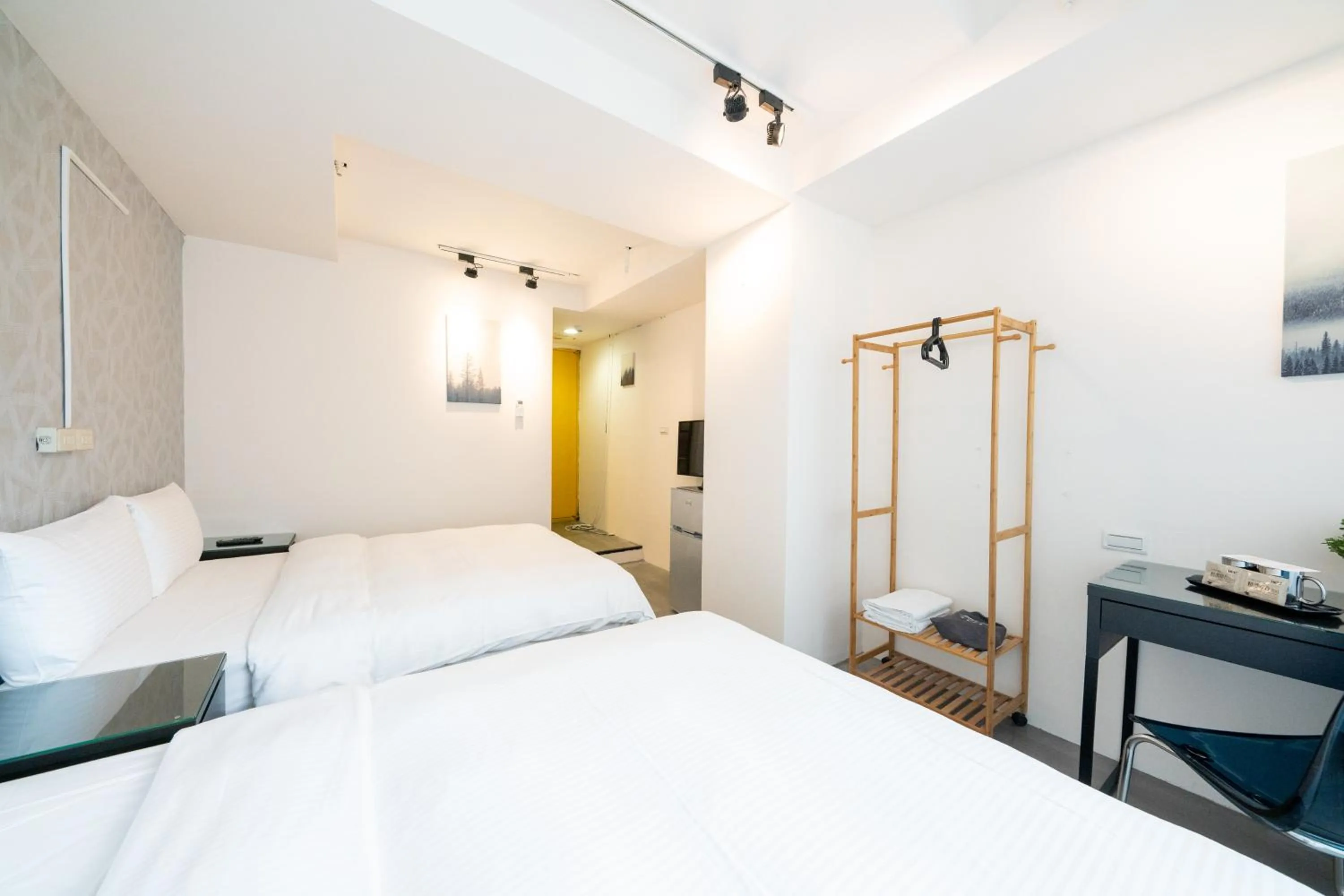 Bed in HotelsHere - Ximen