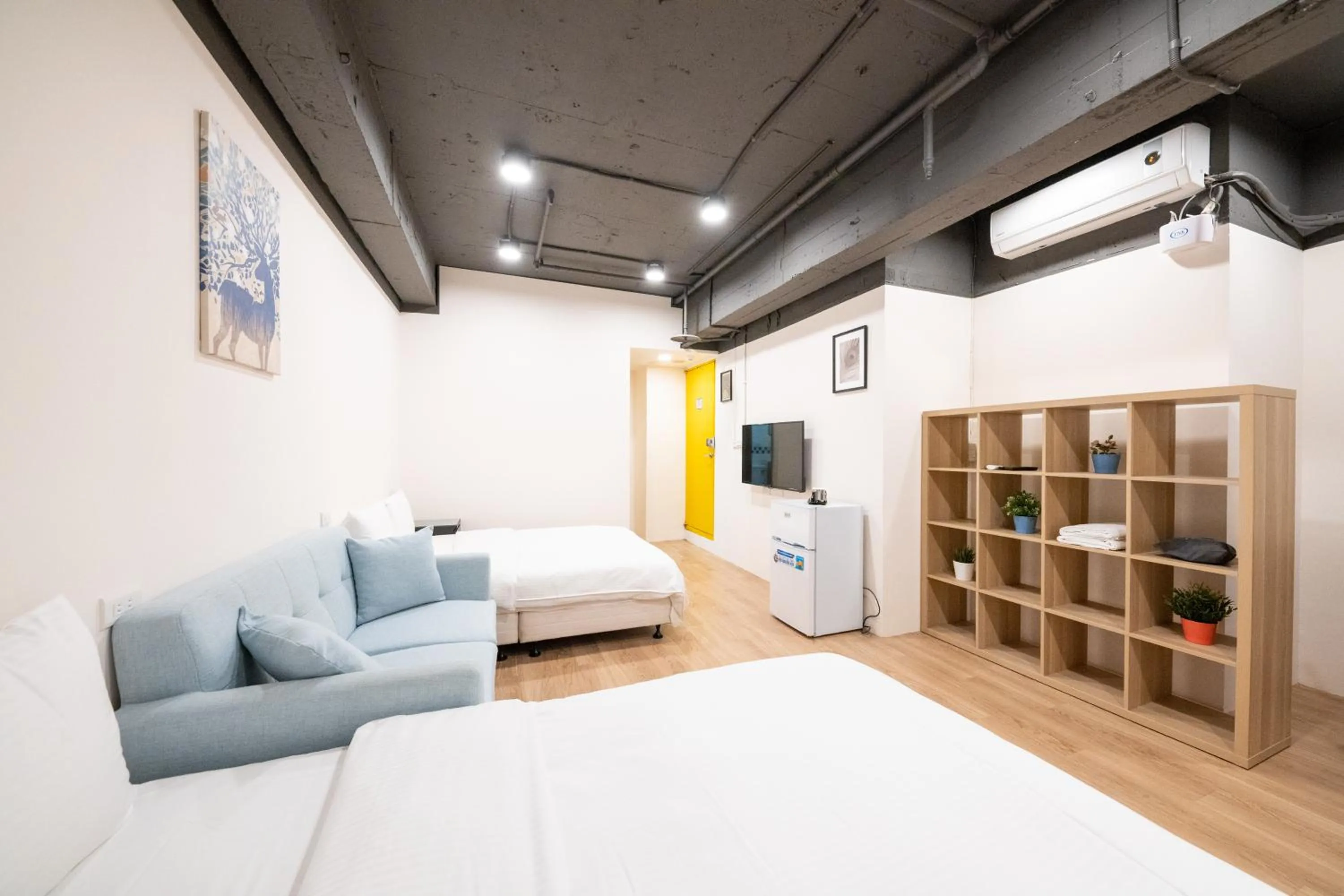 Bed in HotelsHere - Ximen