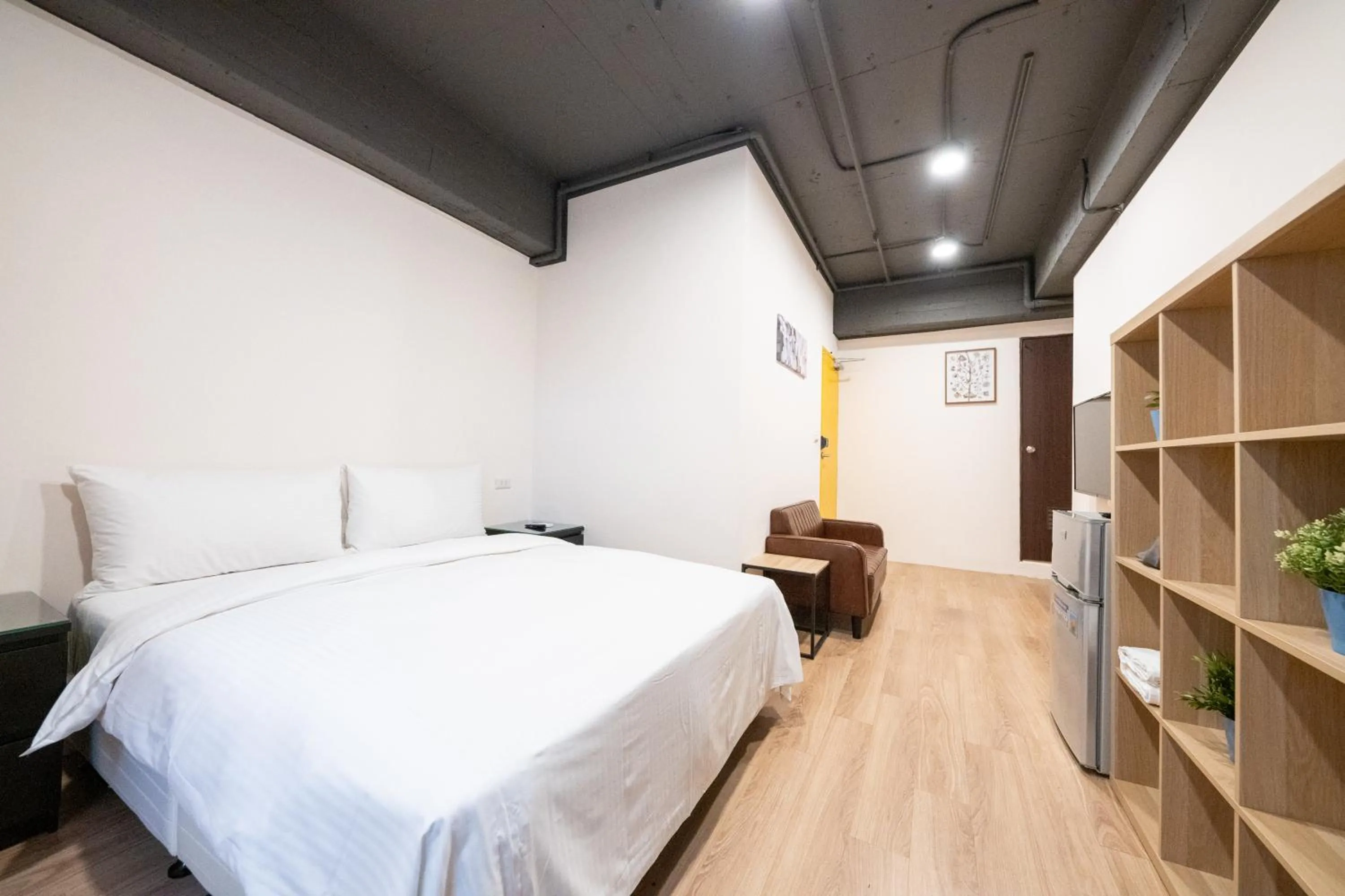 Bed in HotelsHere - Ximen