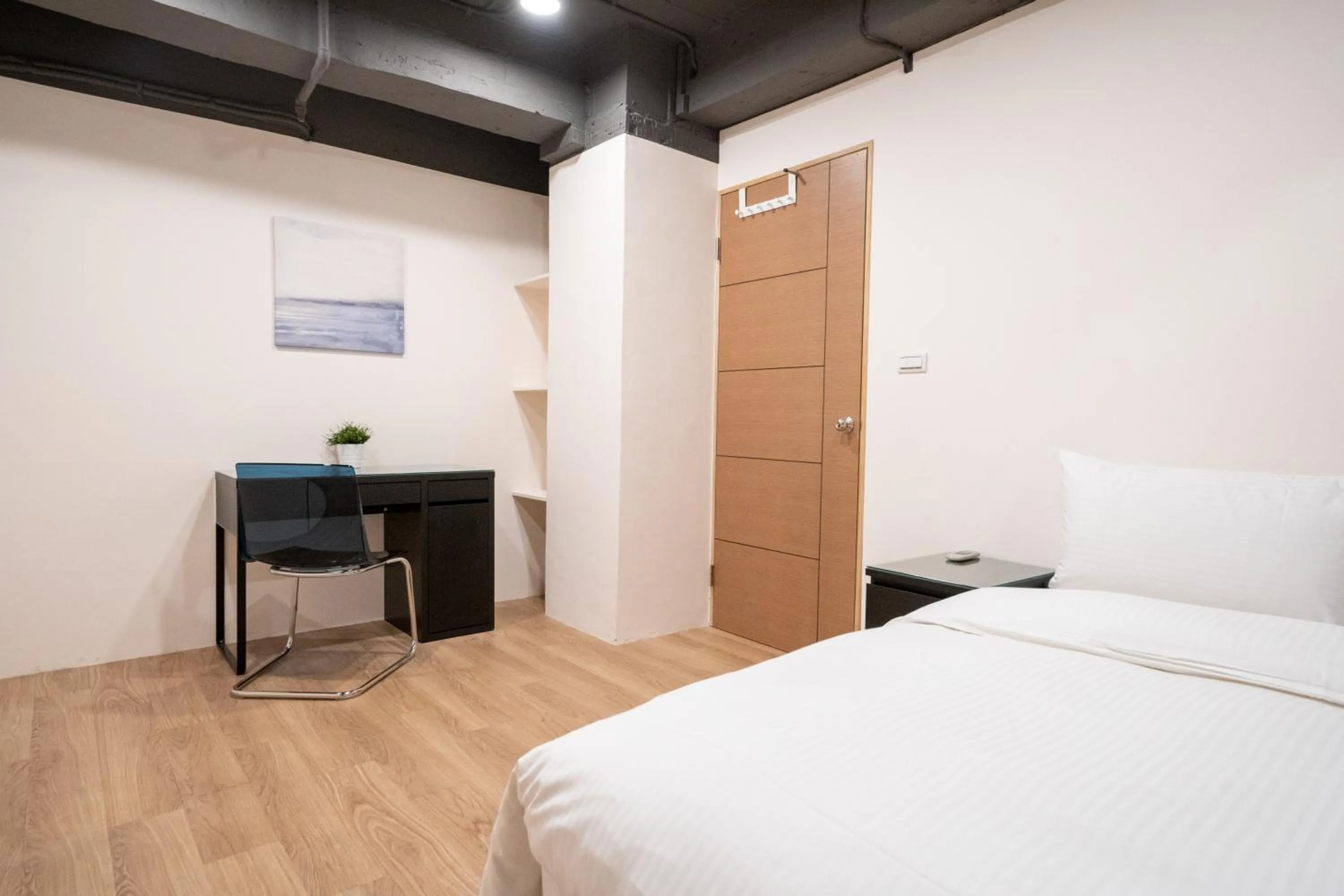 Bed in HotelsHere - Ximen