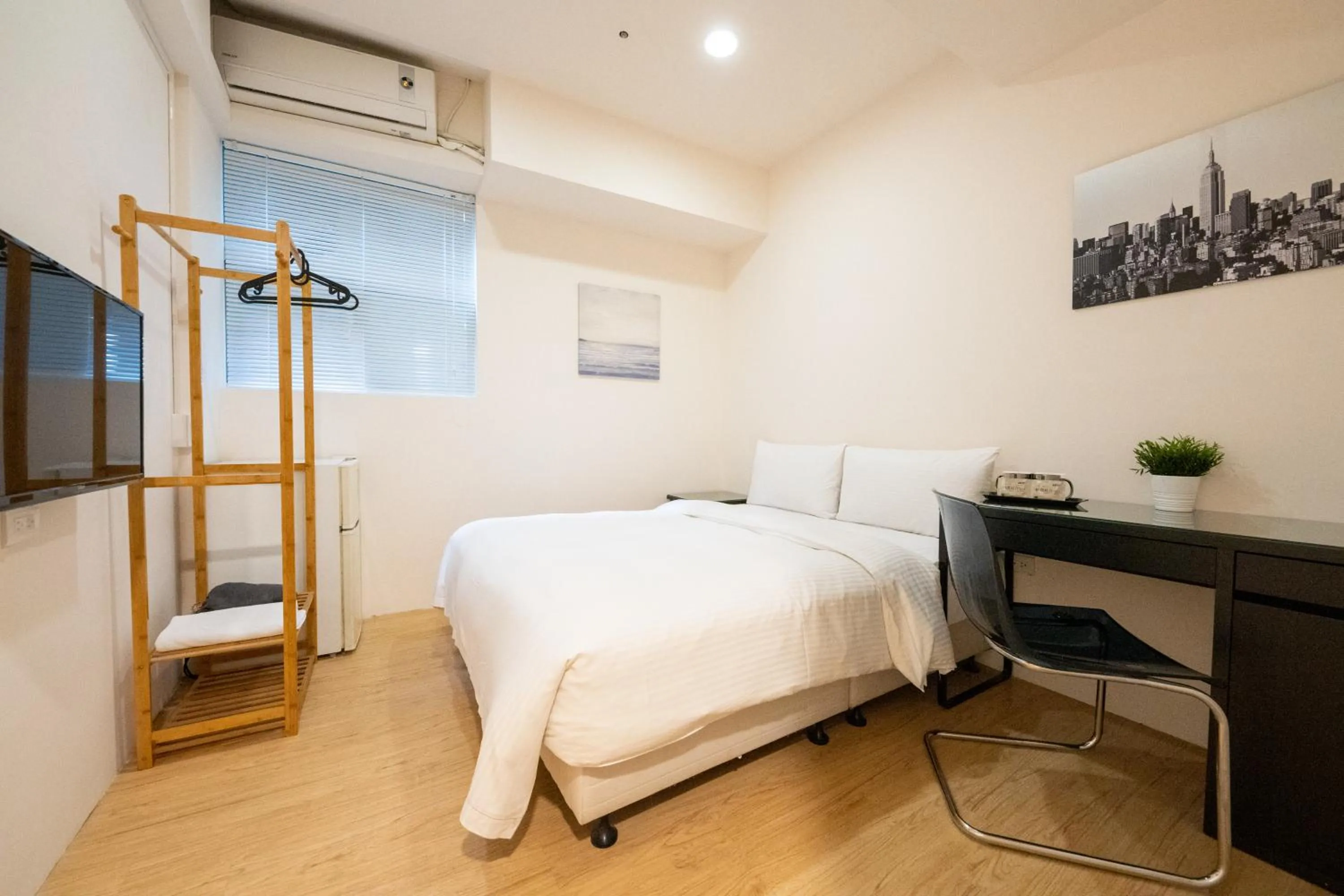 Bed in HotelsHere - Ximen