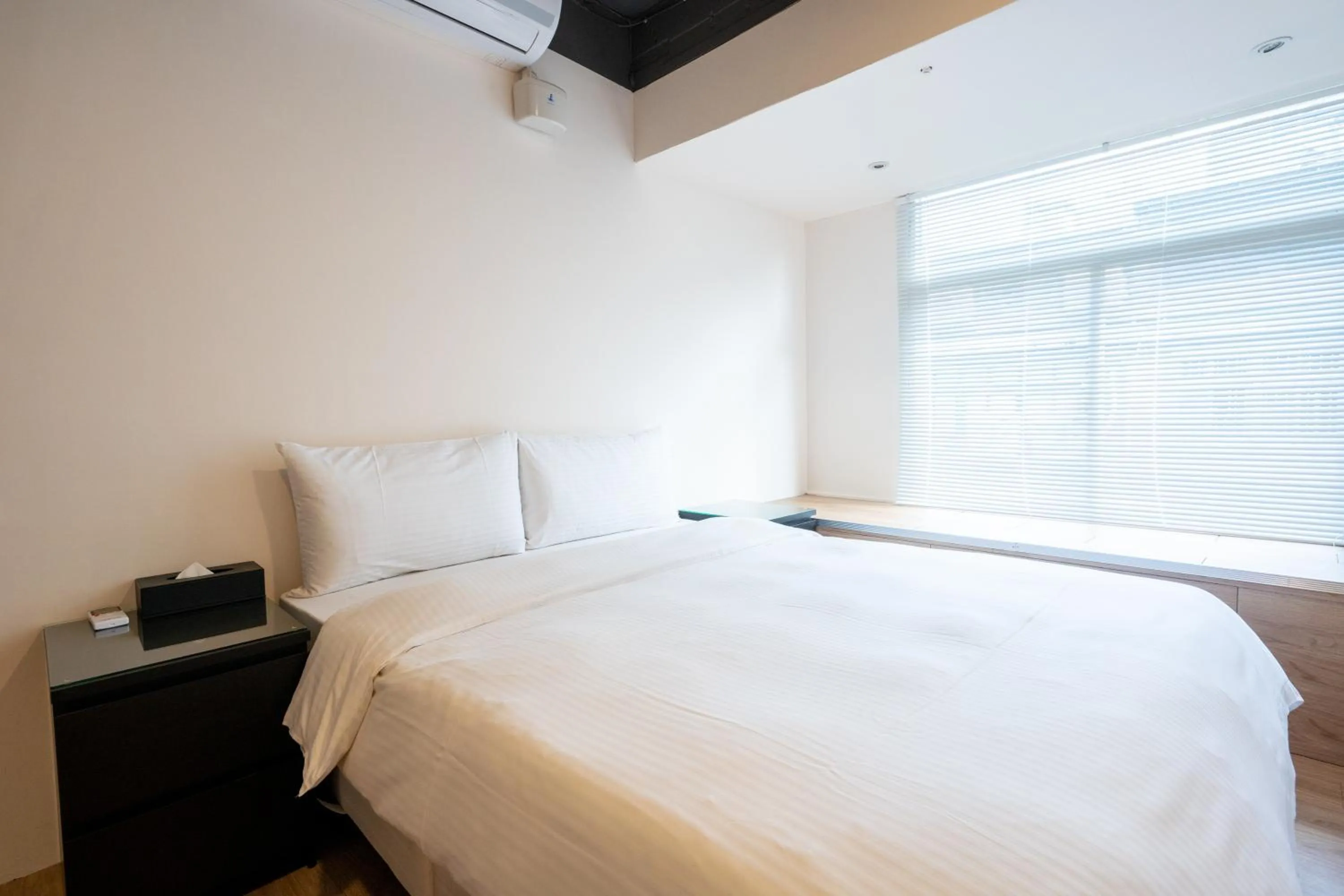 Bed in HotelsHere - Ximen