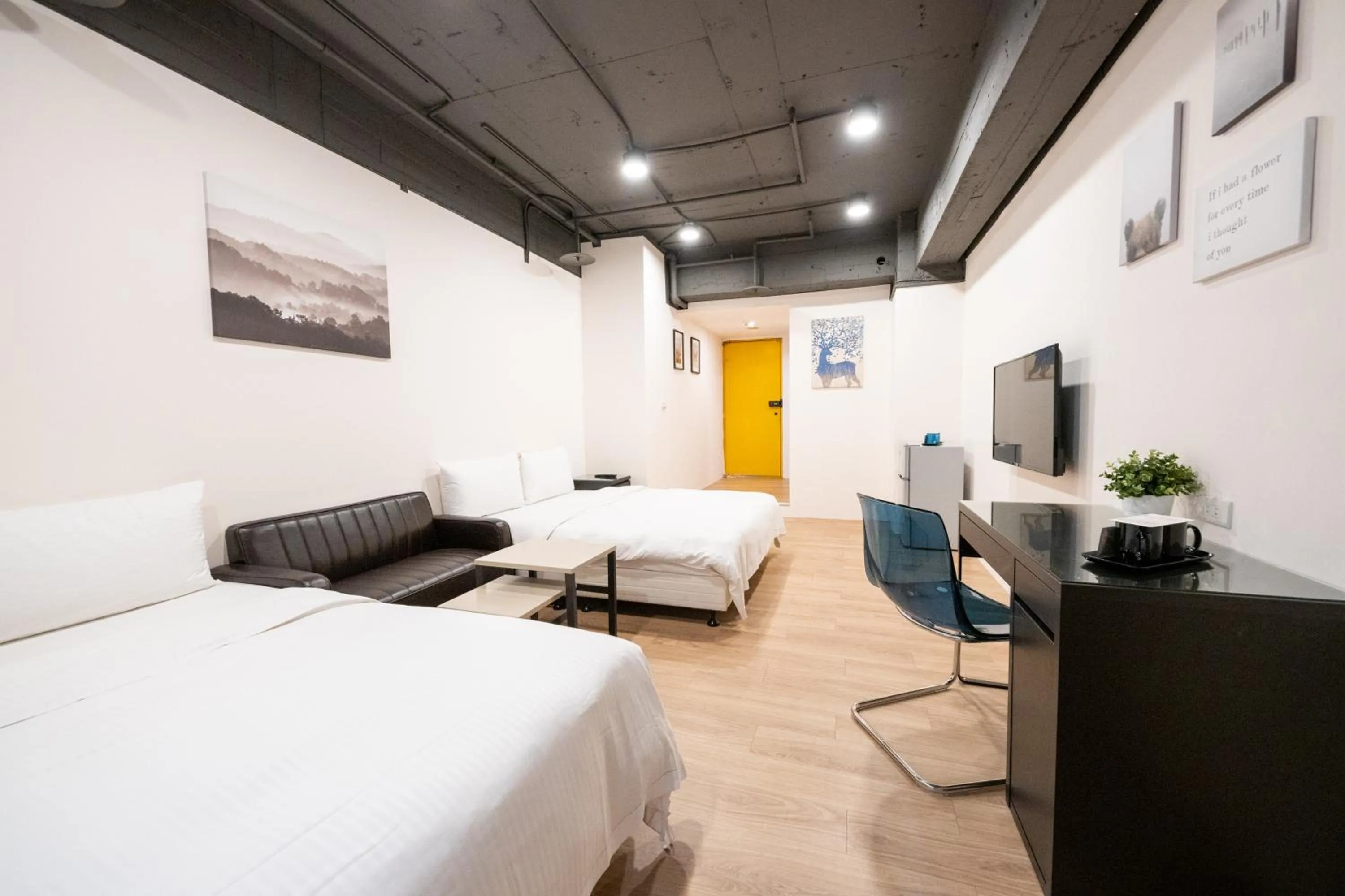 Bed in HotelsHere - Ximen