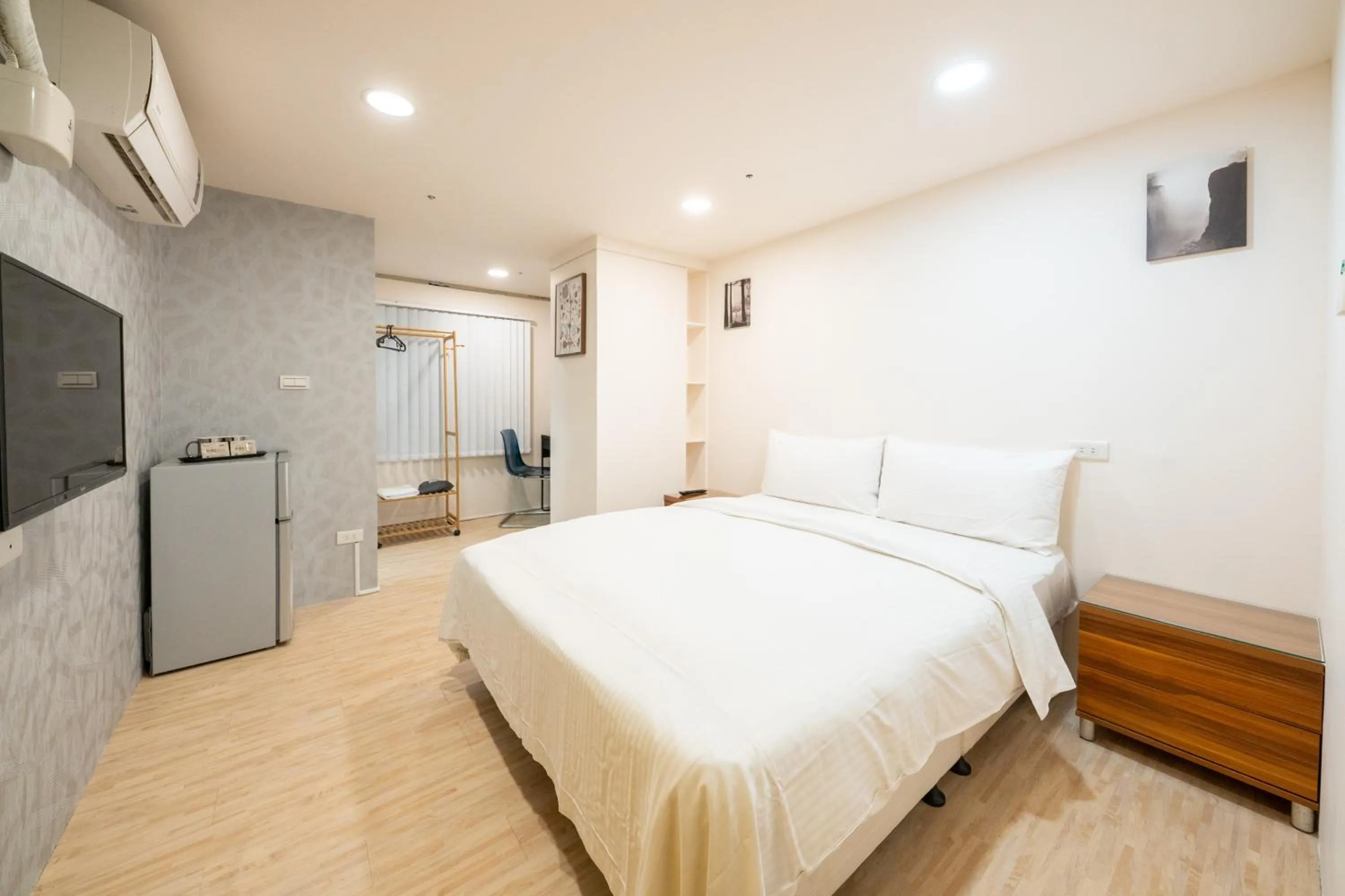 Bed in HotelsHere - Ximen