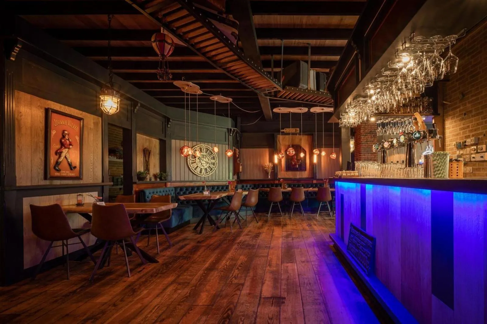 Restaurant/places to eat in Vakantiepark Hellendoorn