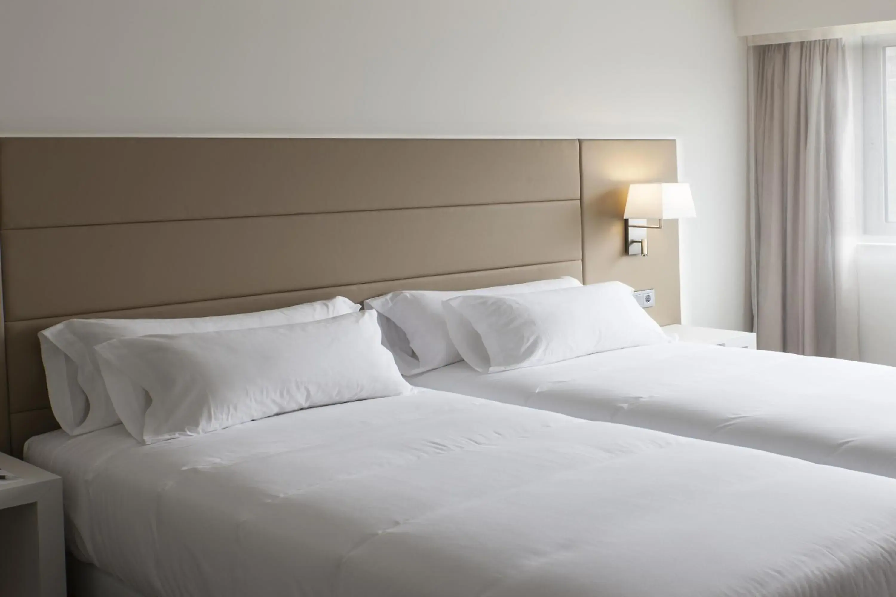 Bedroom, Bed in NH Pamplona Iruña Park Bedroom, Bed in NH Pamplona Iruña Park