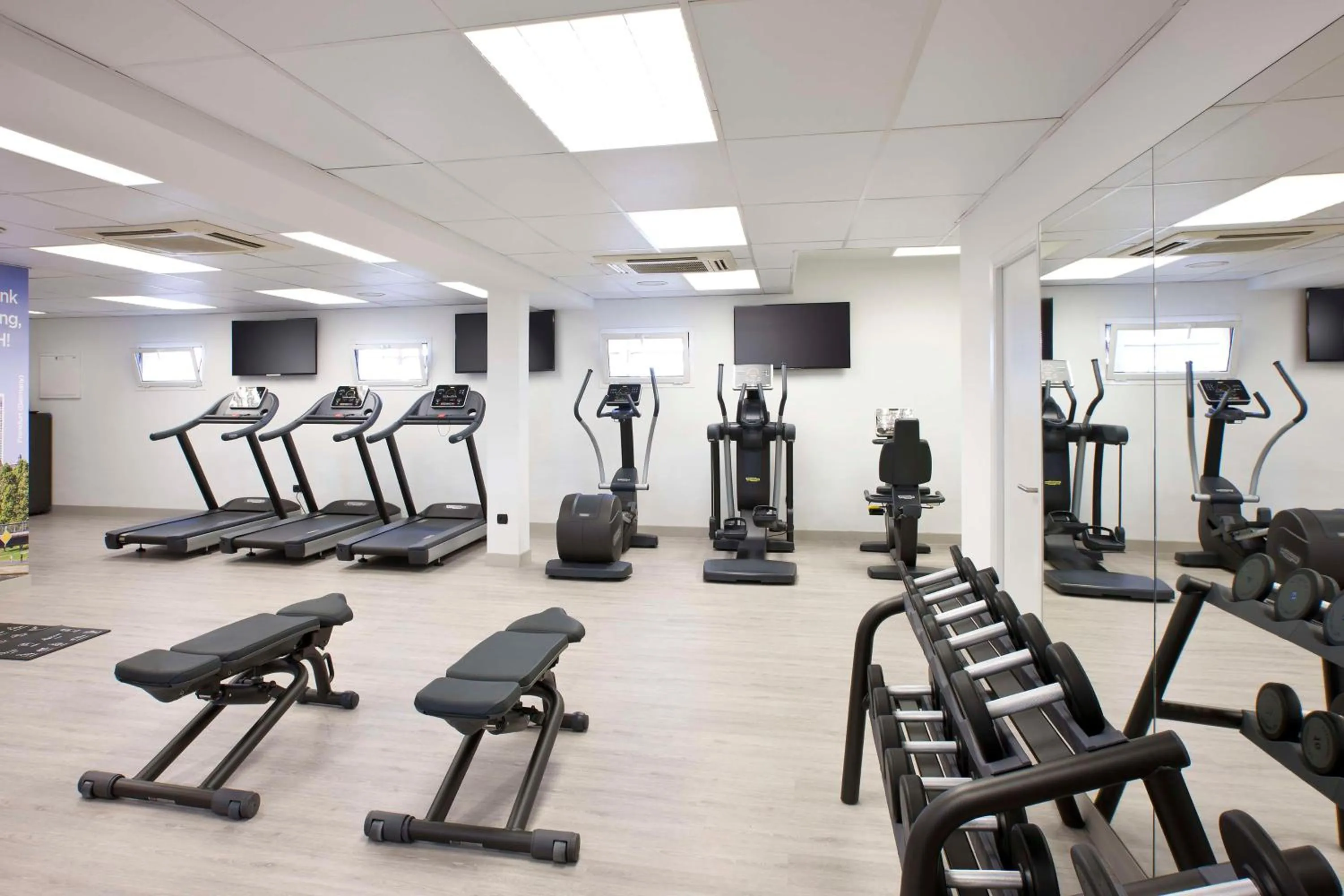 Fitness centre/facilities in NH Pamplona Iruña Park