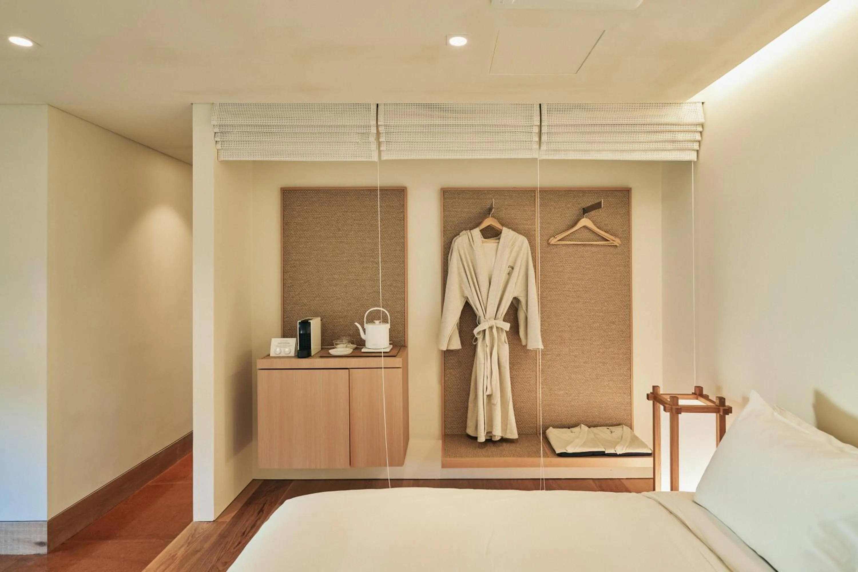 wardrobe, Bed in IJE Gyeongju