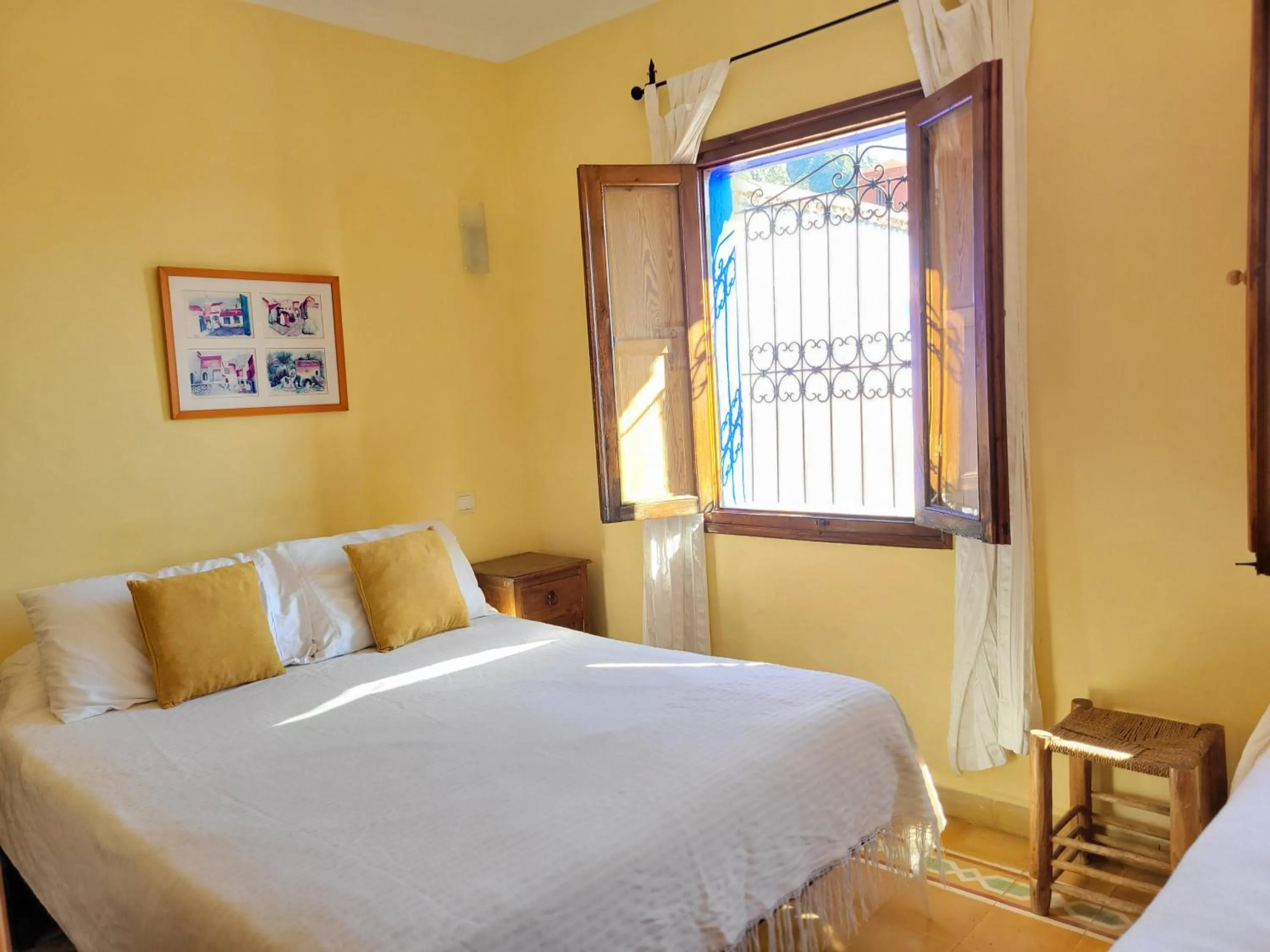 Bed in Hotel Gernika