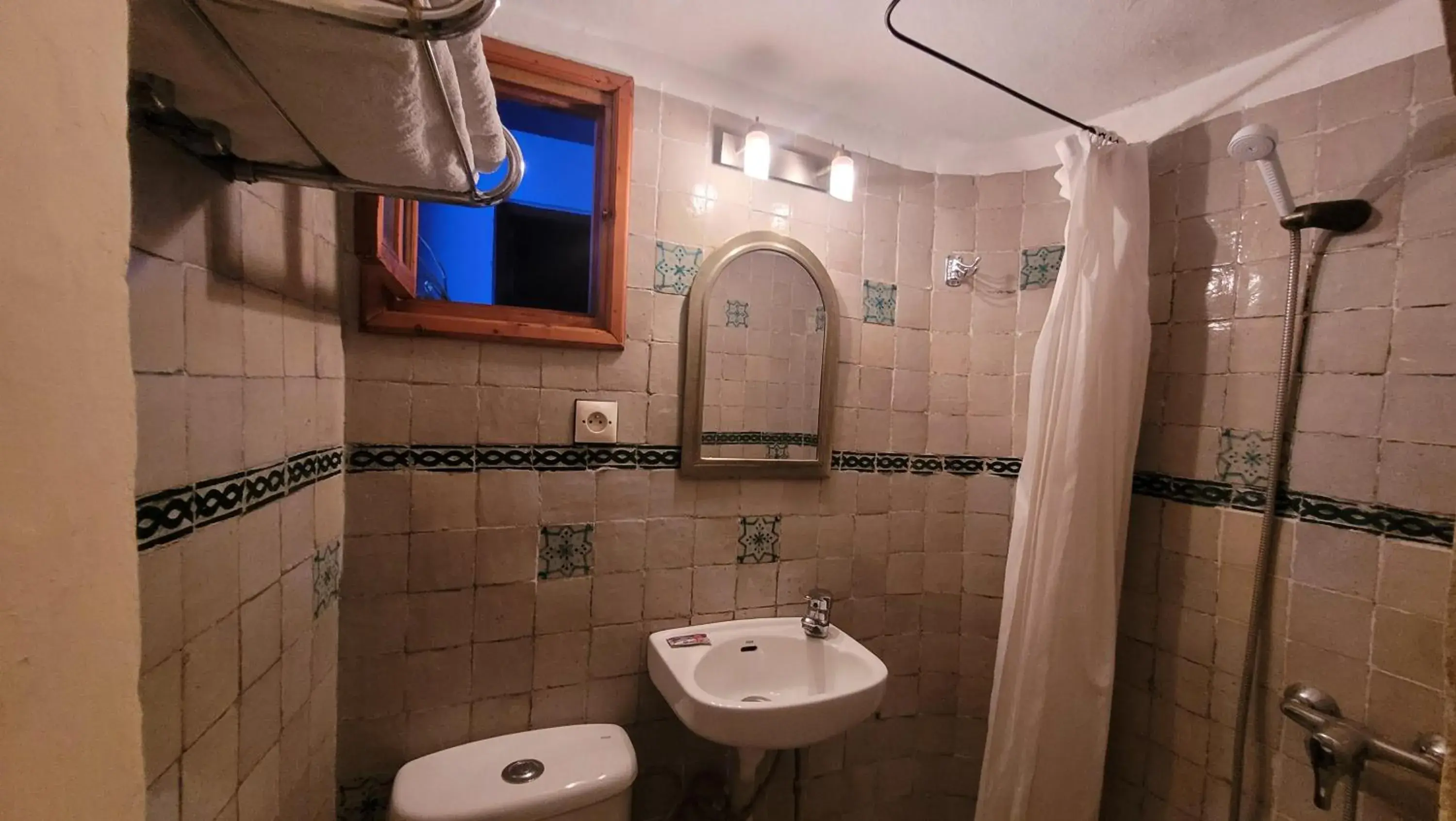 Twin Room in Hotel Gernika Twin Room in Hotel Gernika