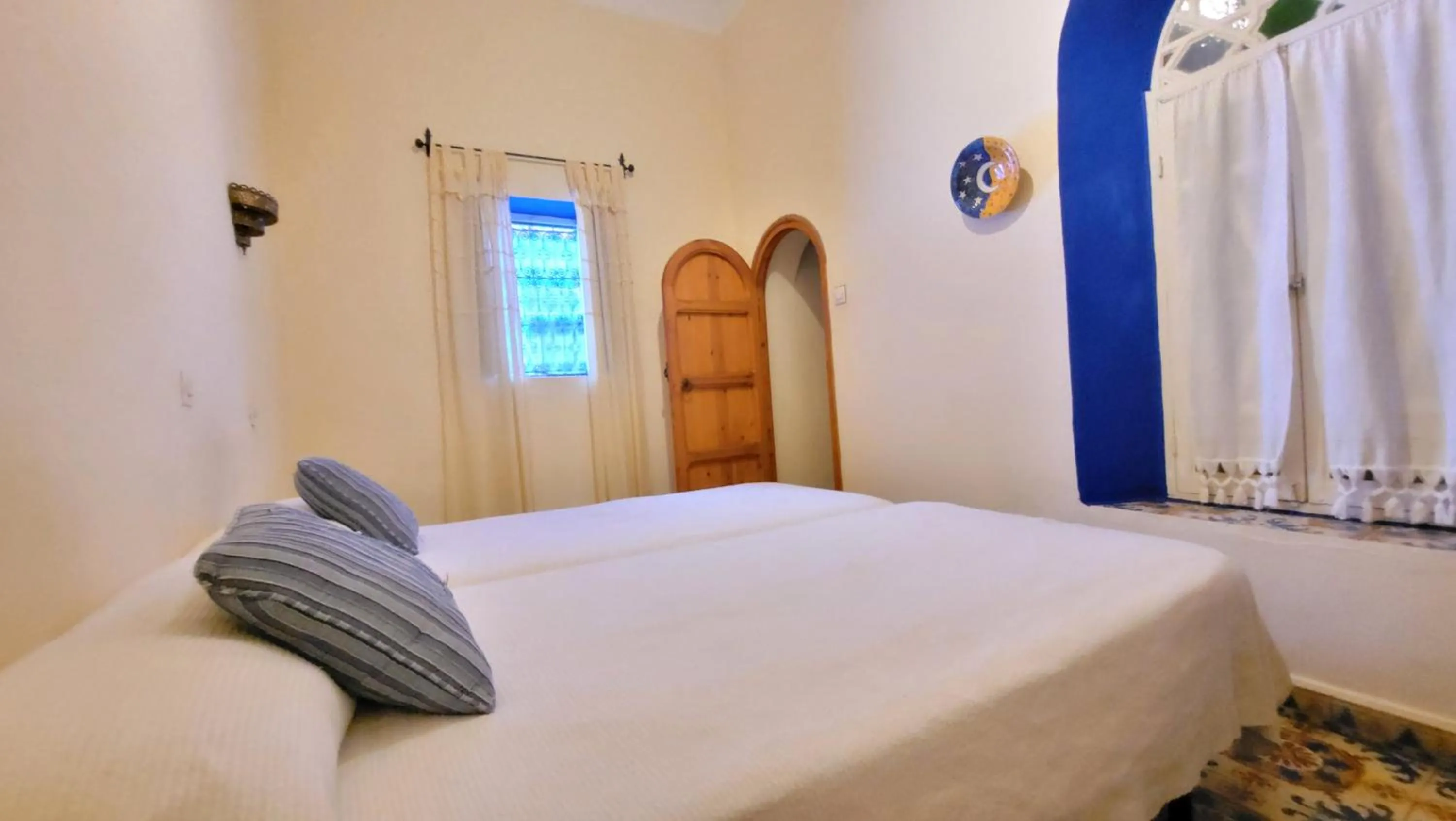 Bed in Hotel Gernika