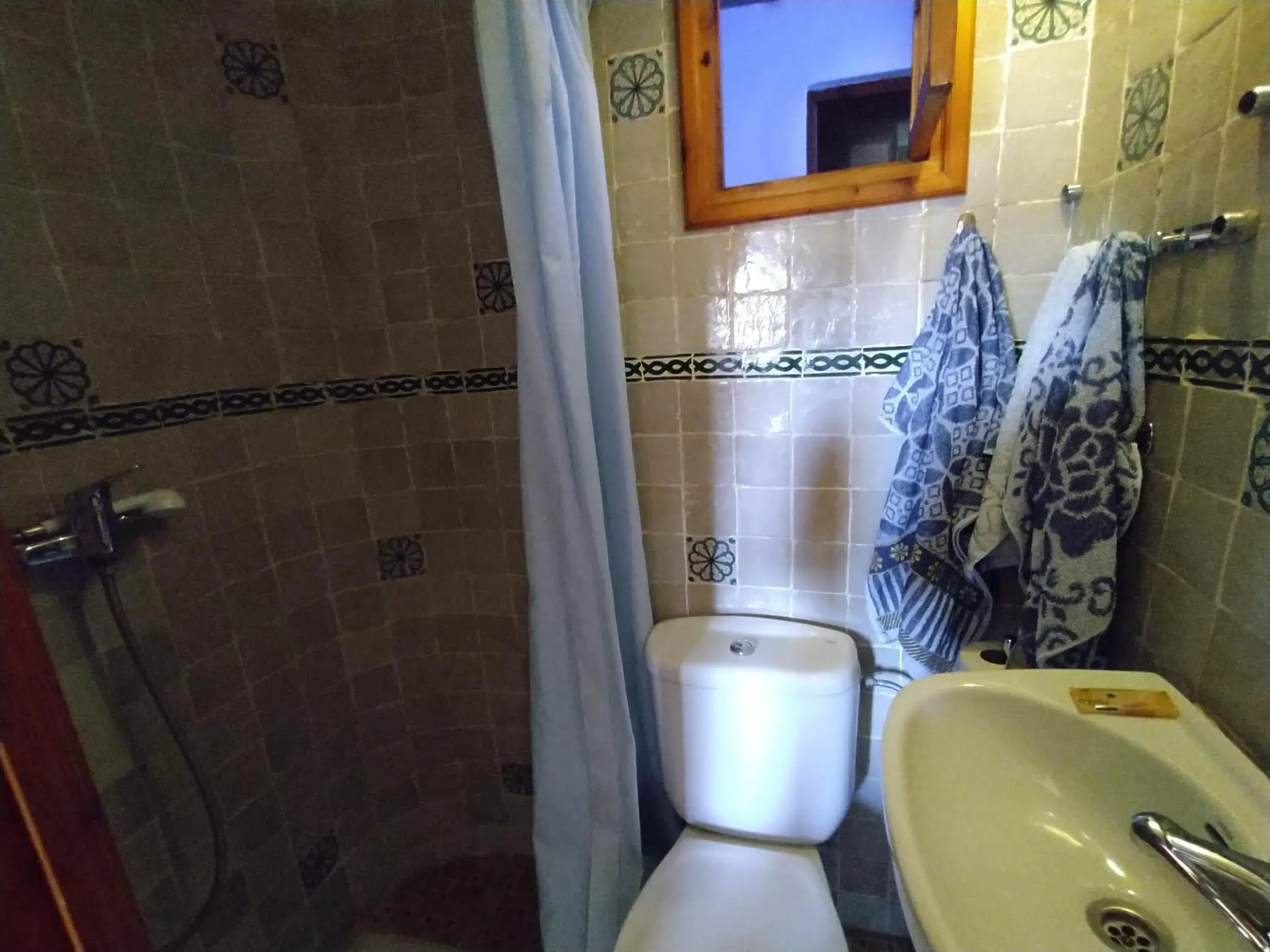 Standard Twin Room in Hotel Gernika Standard Twin Room in Hotel Gernika