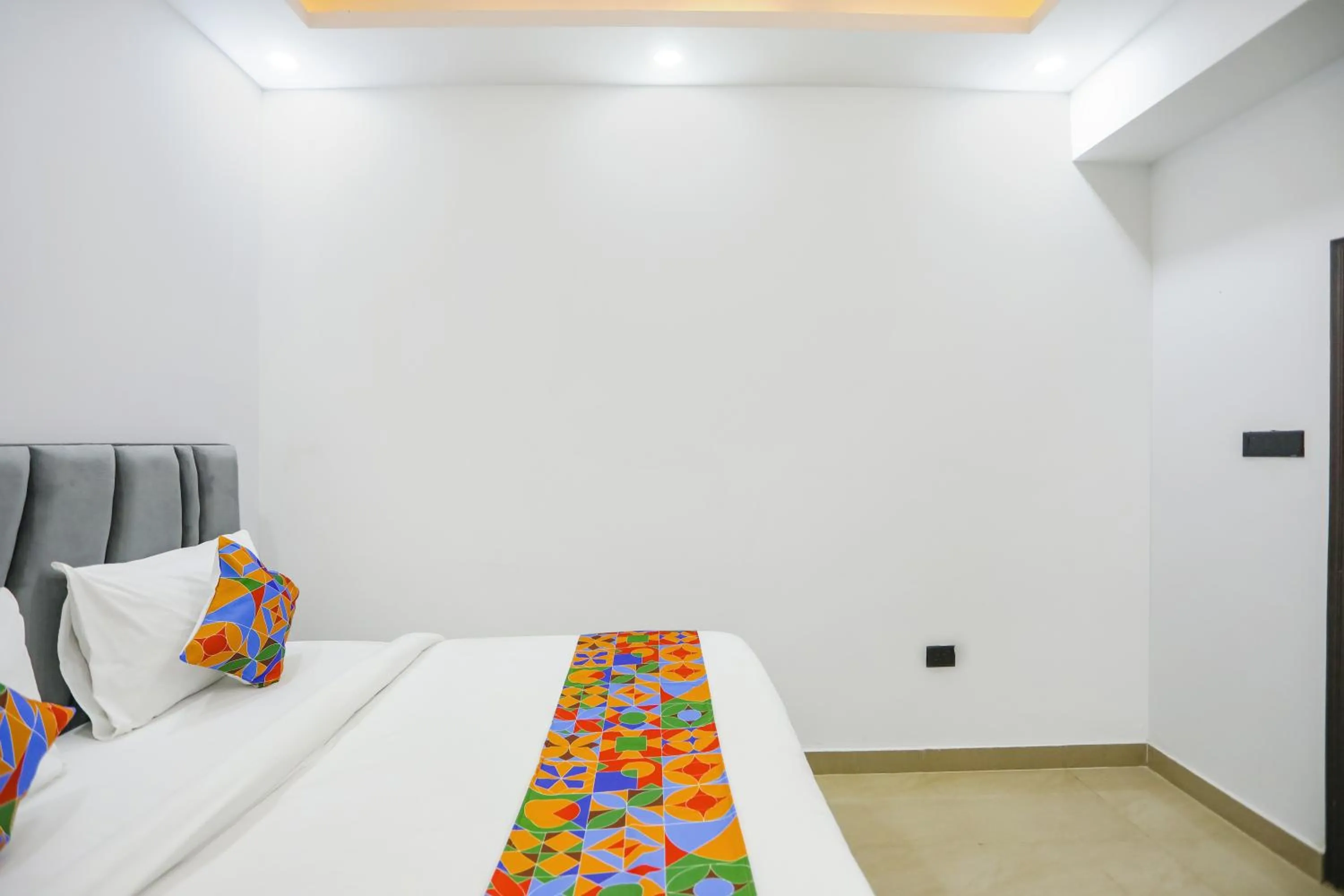 Bed in FabHotel Rasa Arcade