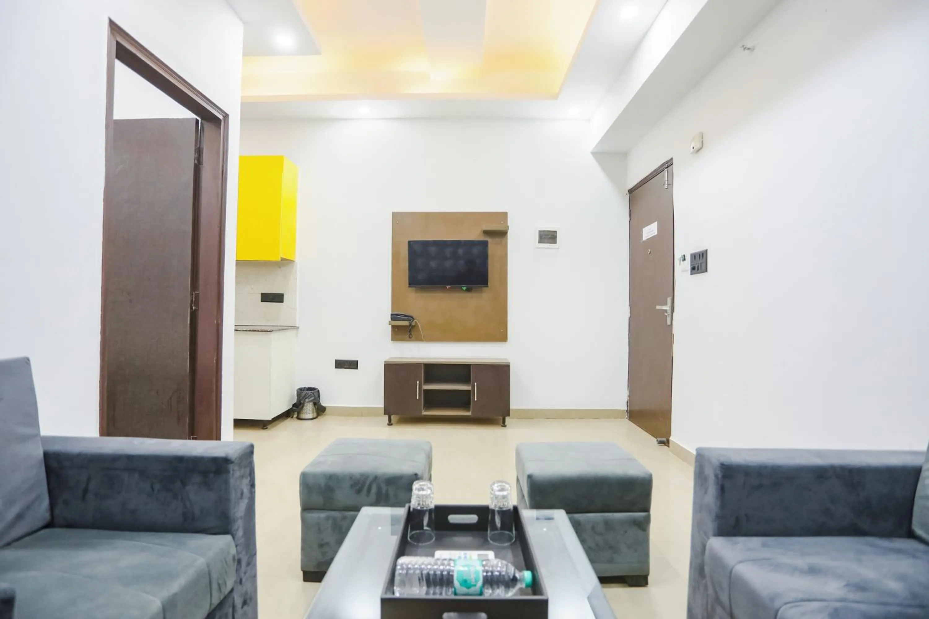 TV and multimedia in FabHotel Rasa Arcade