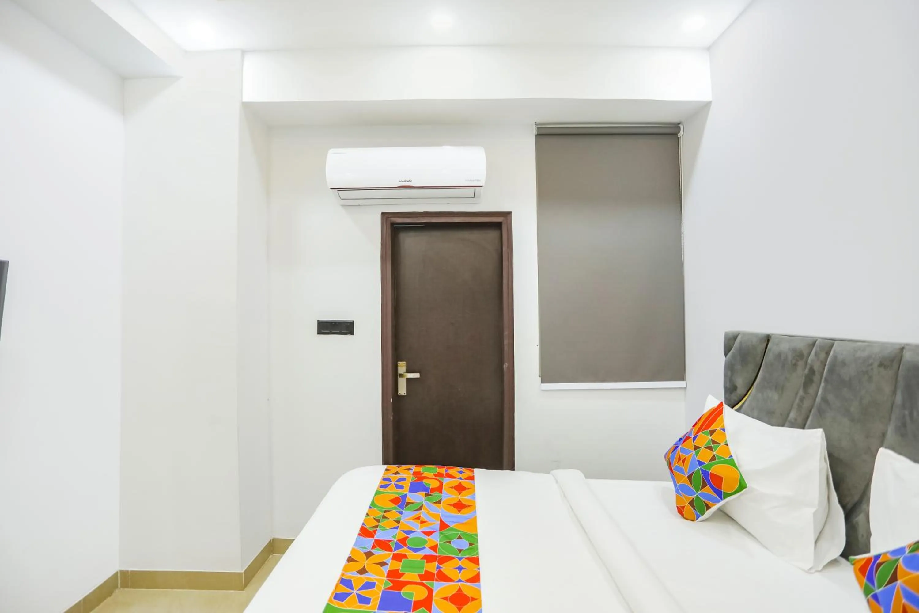 Bed in FabHotel Rasa Arcade