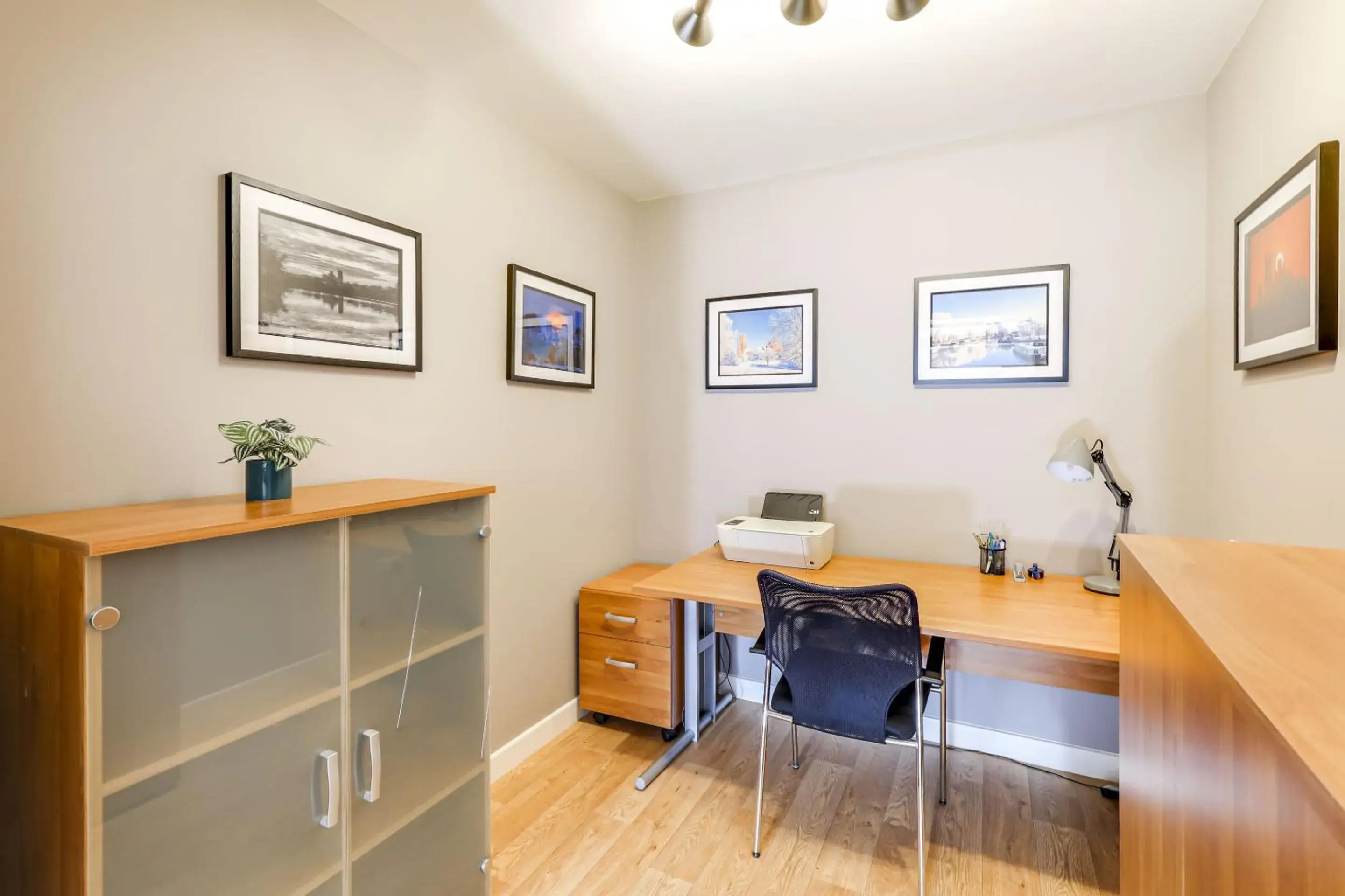 Two-Bedroom Apartment with City View in The Old Warehouse Ely Two-Bedroom Apartment with City View in The Old Warehouse Ely