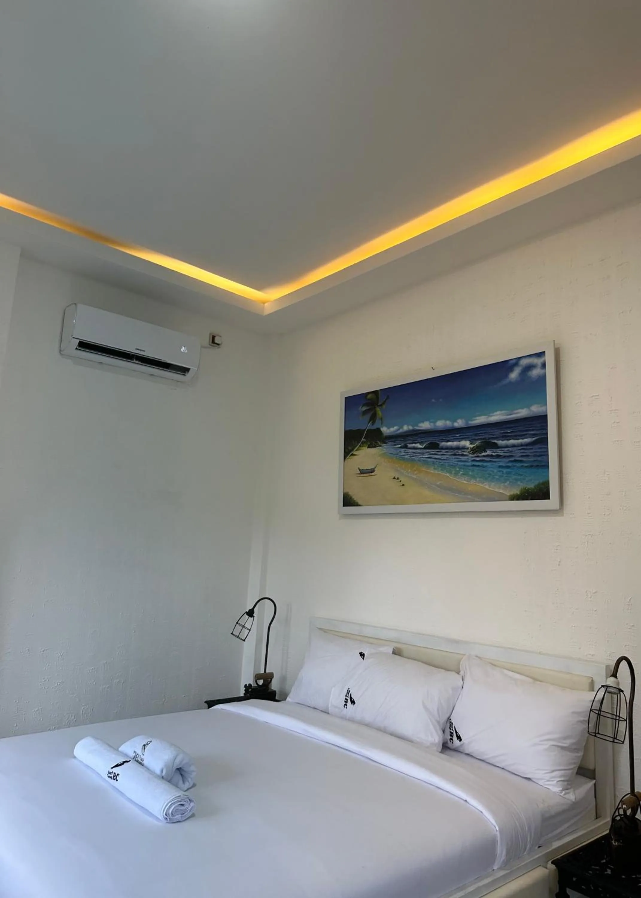 Bed in ImahBC Surfcamp