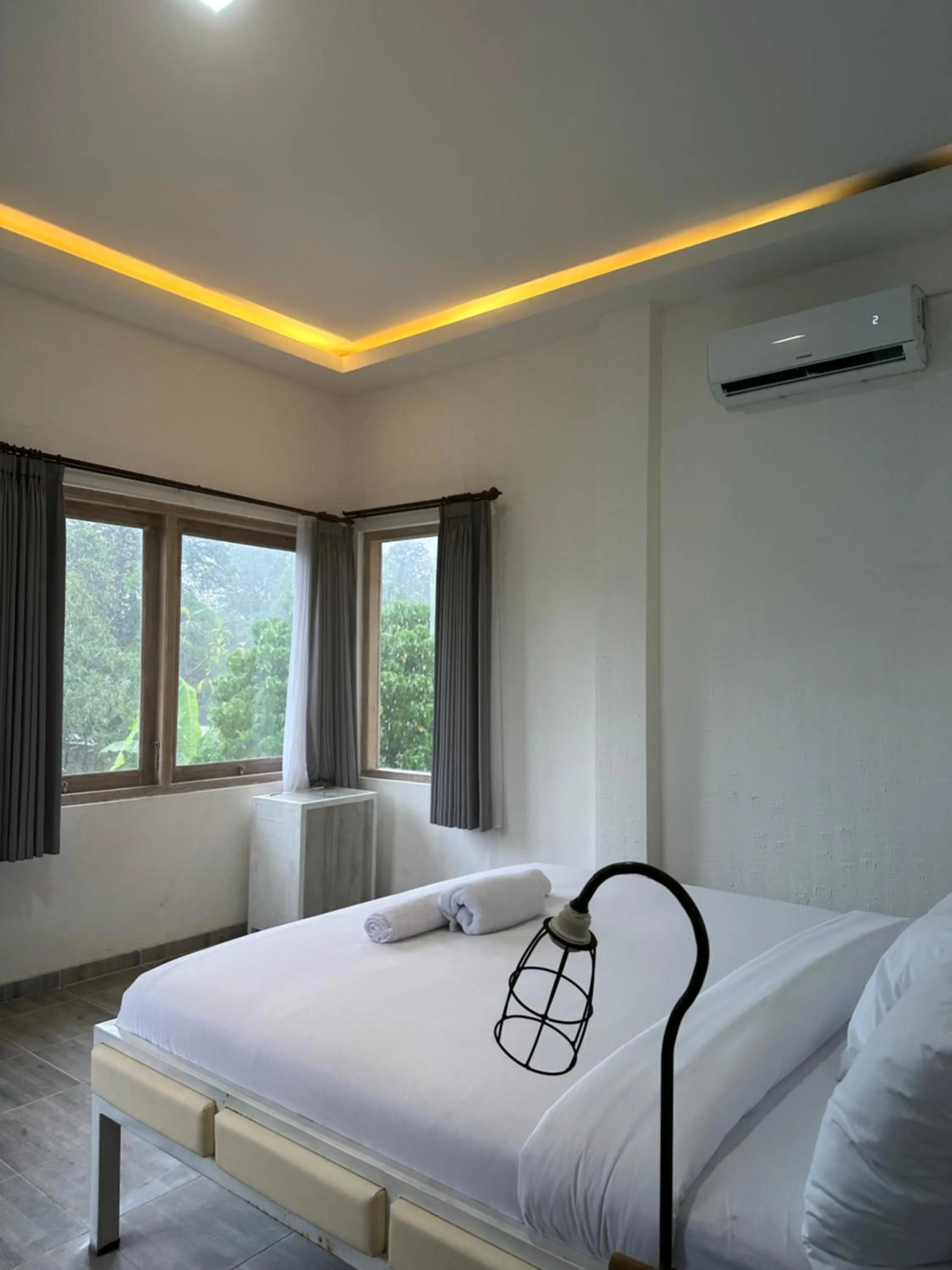 Bed in ImahBC Surfcamp