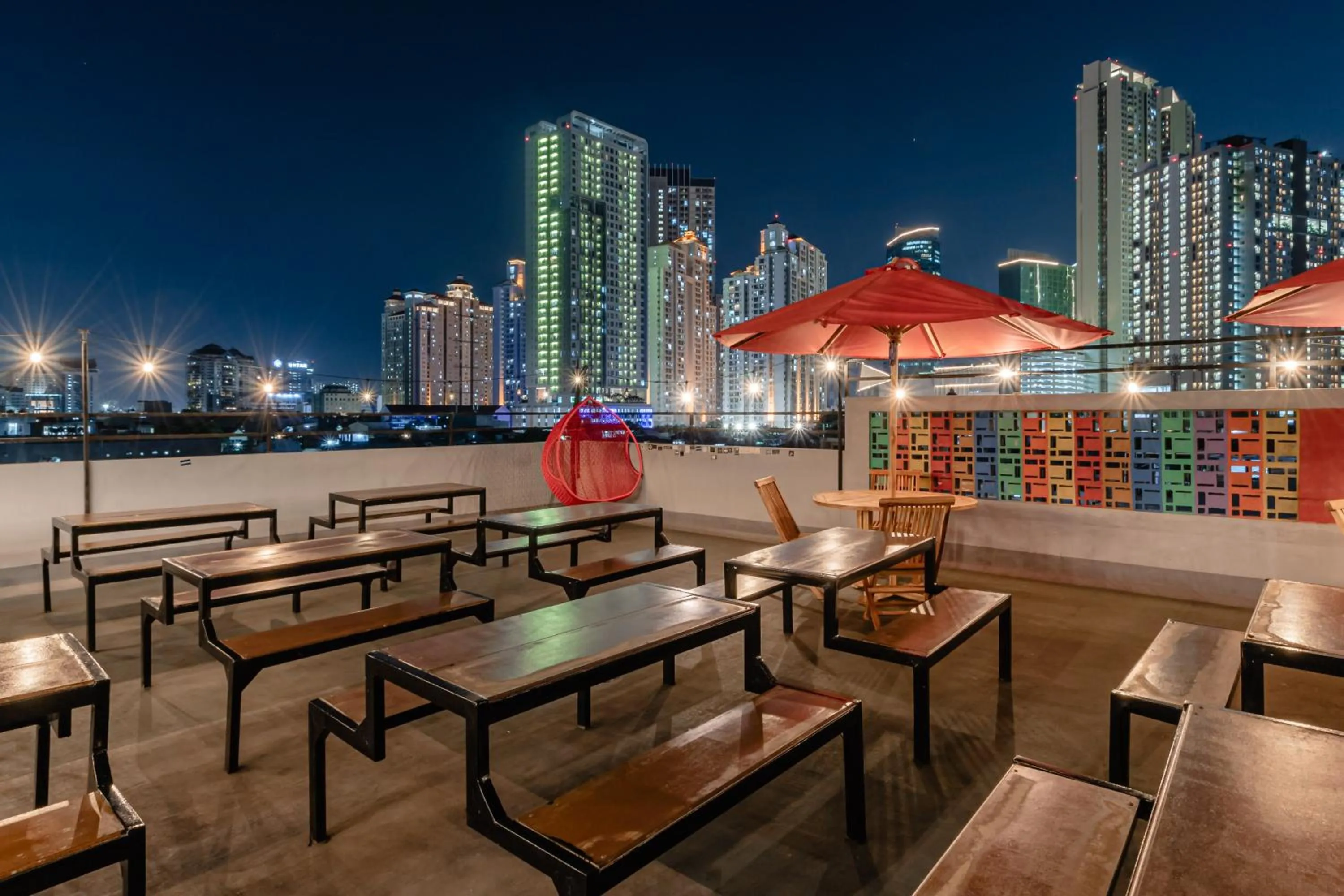 Patio in Monggo Mampir Tanjung Duren By Reccoma