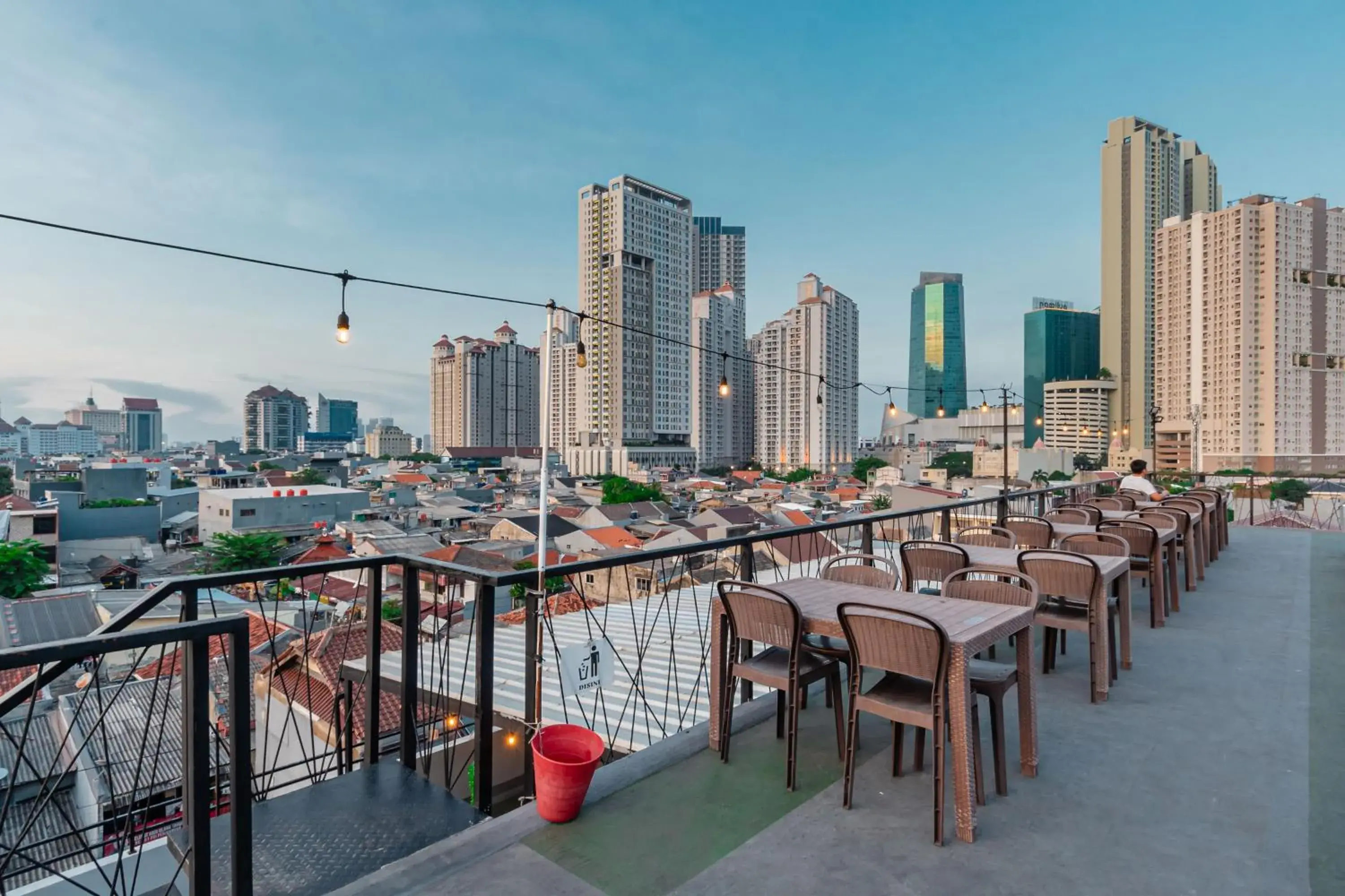 Property building in Monggo Mampir Tanjung Duren By Reccoma Property building in Monggo Mampir Tanjung Duren By Reccoma