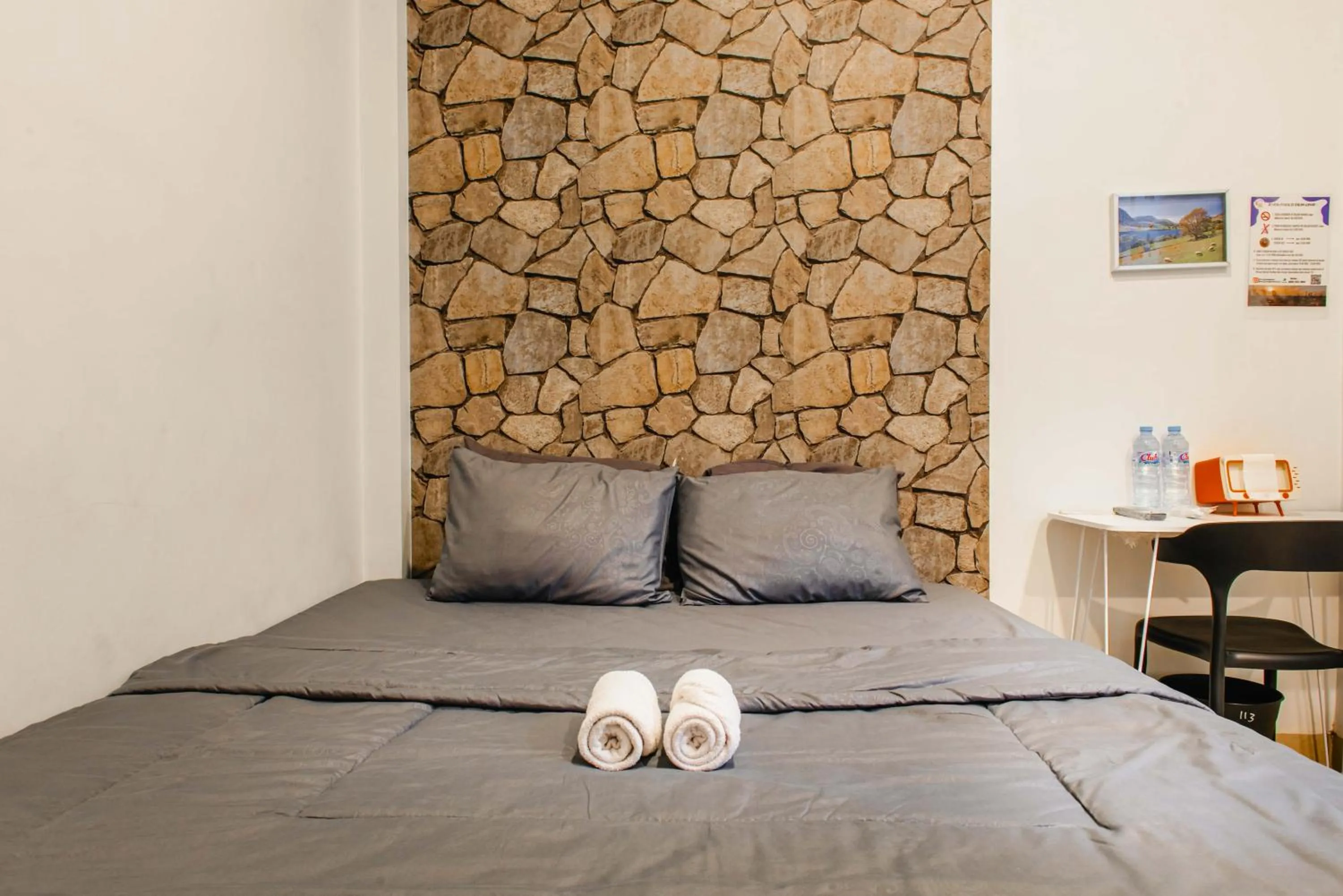 Bed in Monggo Mampir Tanjung Duren By Reccoma