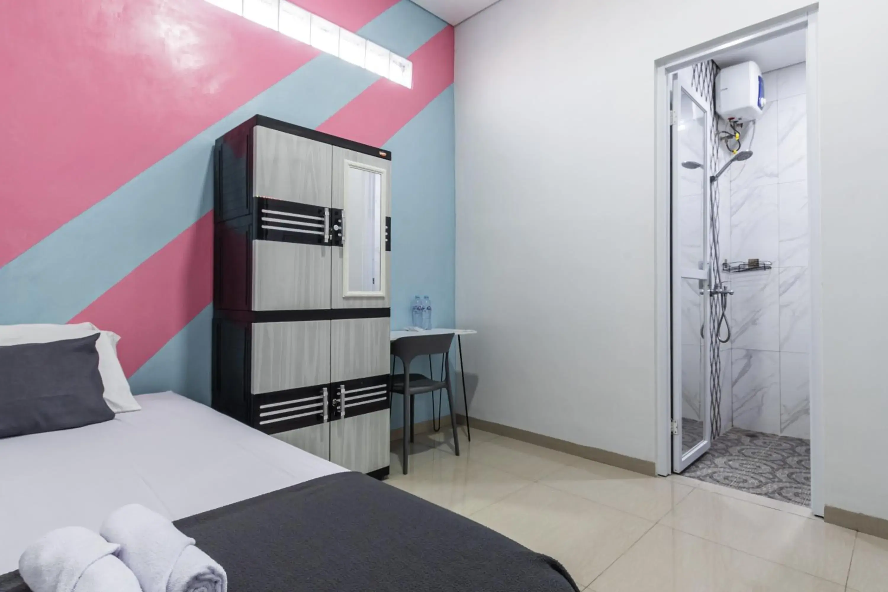 Bed in Monggo Mampir Tanjung Duren By Reccoma Bed in Monggo Mampir Tanjung Duren By Reccoma