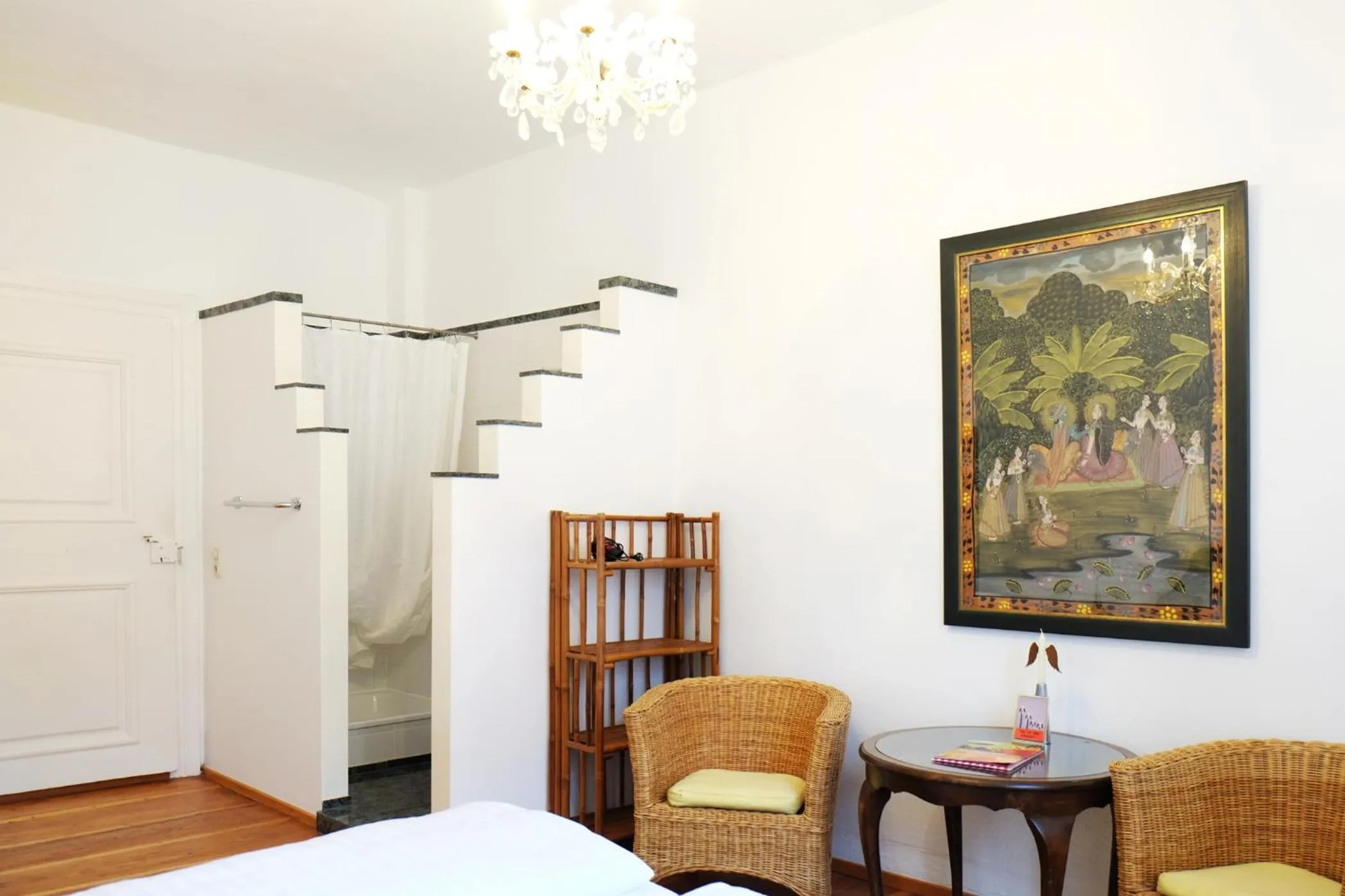 Bathroom, Bed in Hotel Maurerhansl