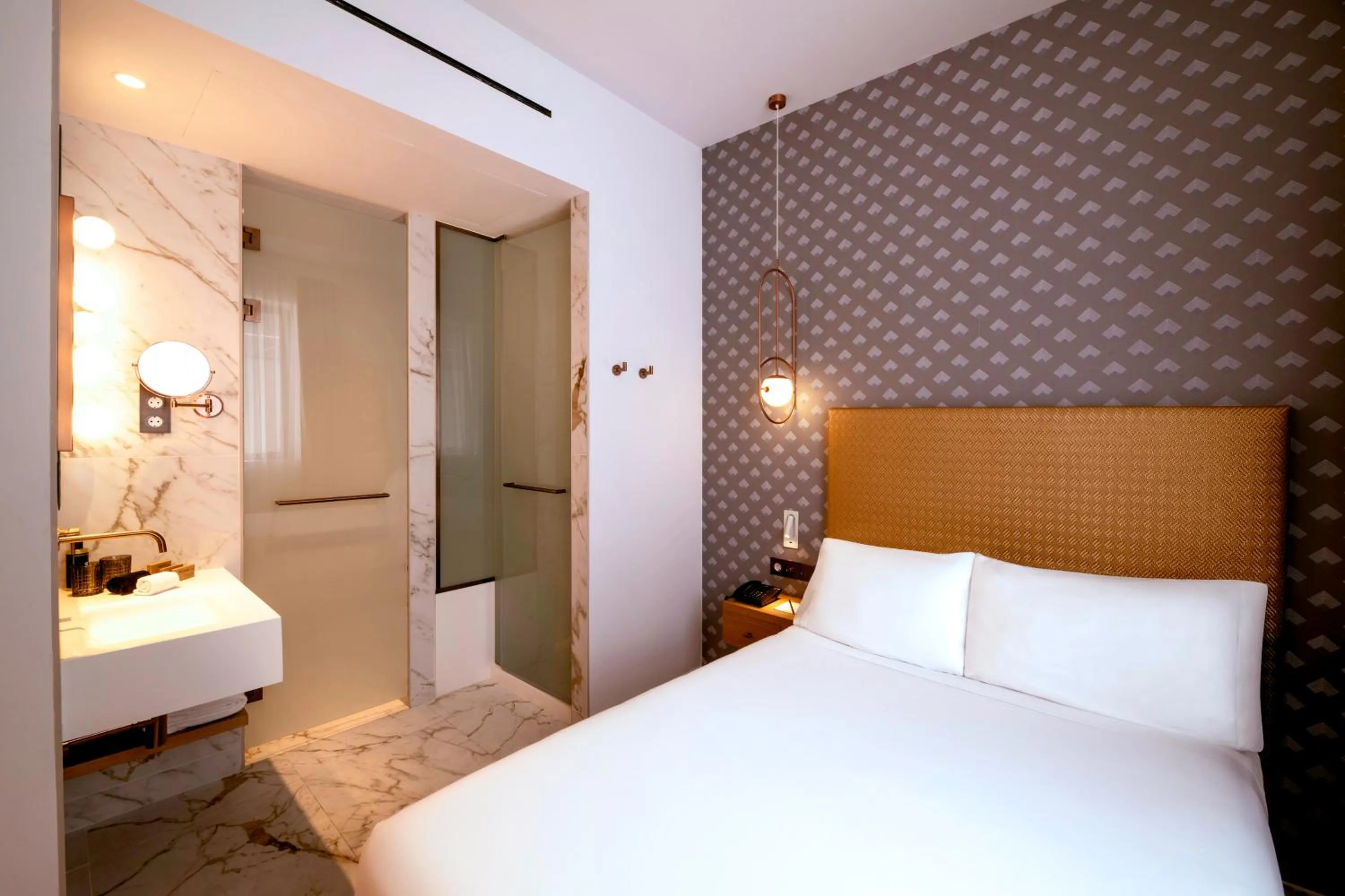 Bed in UMusic Hotel Madrid