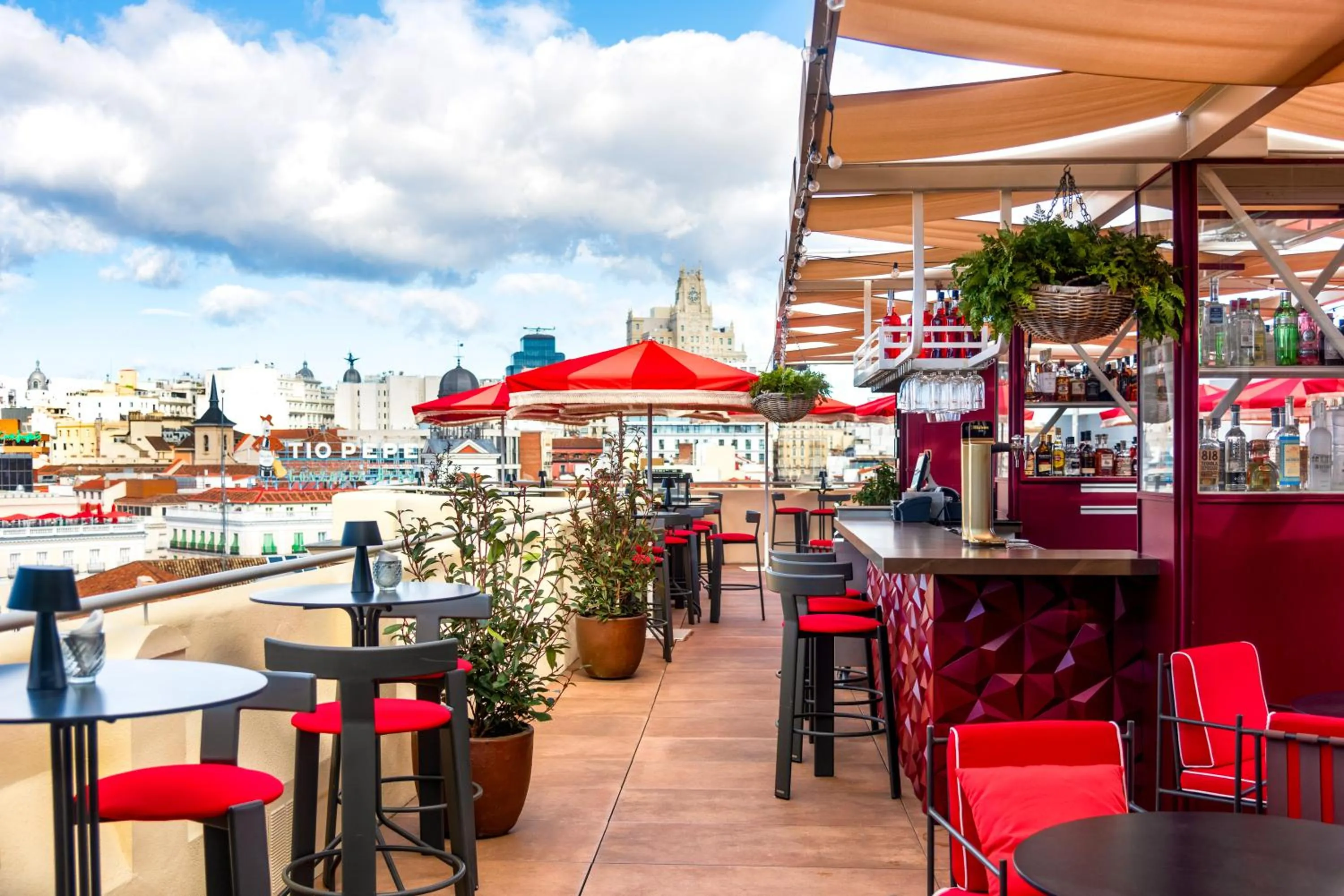 Restaurant/places to eat in UMusic Hotel Madrid