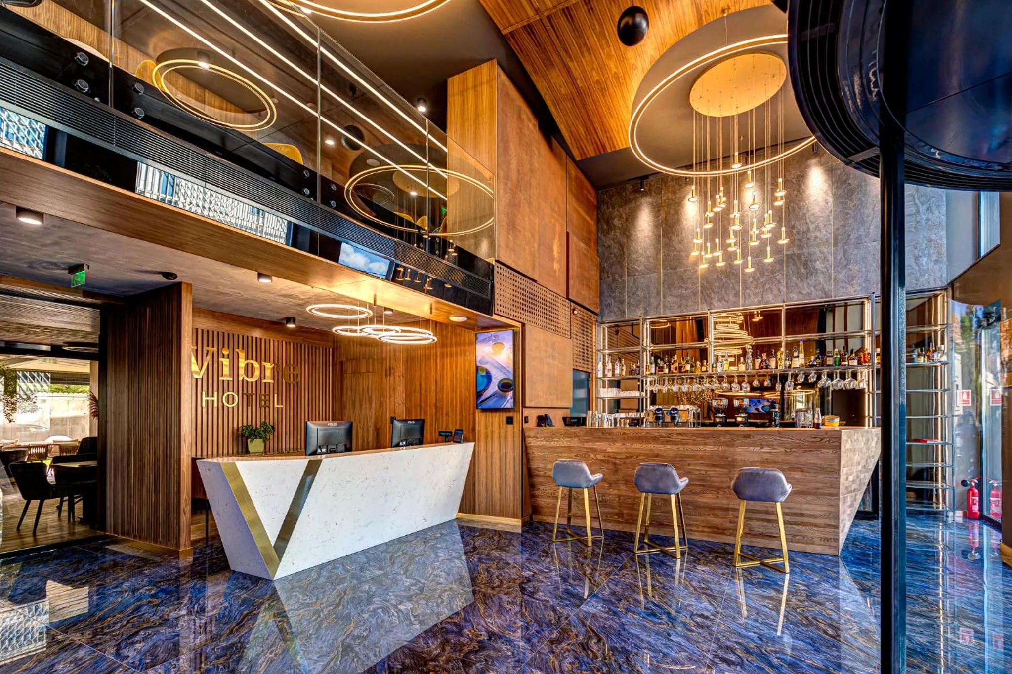 Restaurant/places to eat in Hotel Vibre