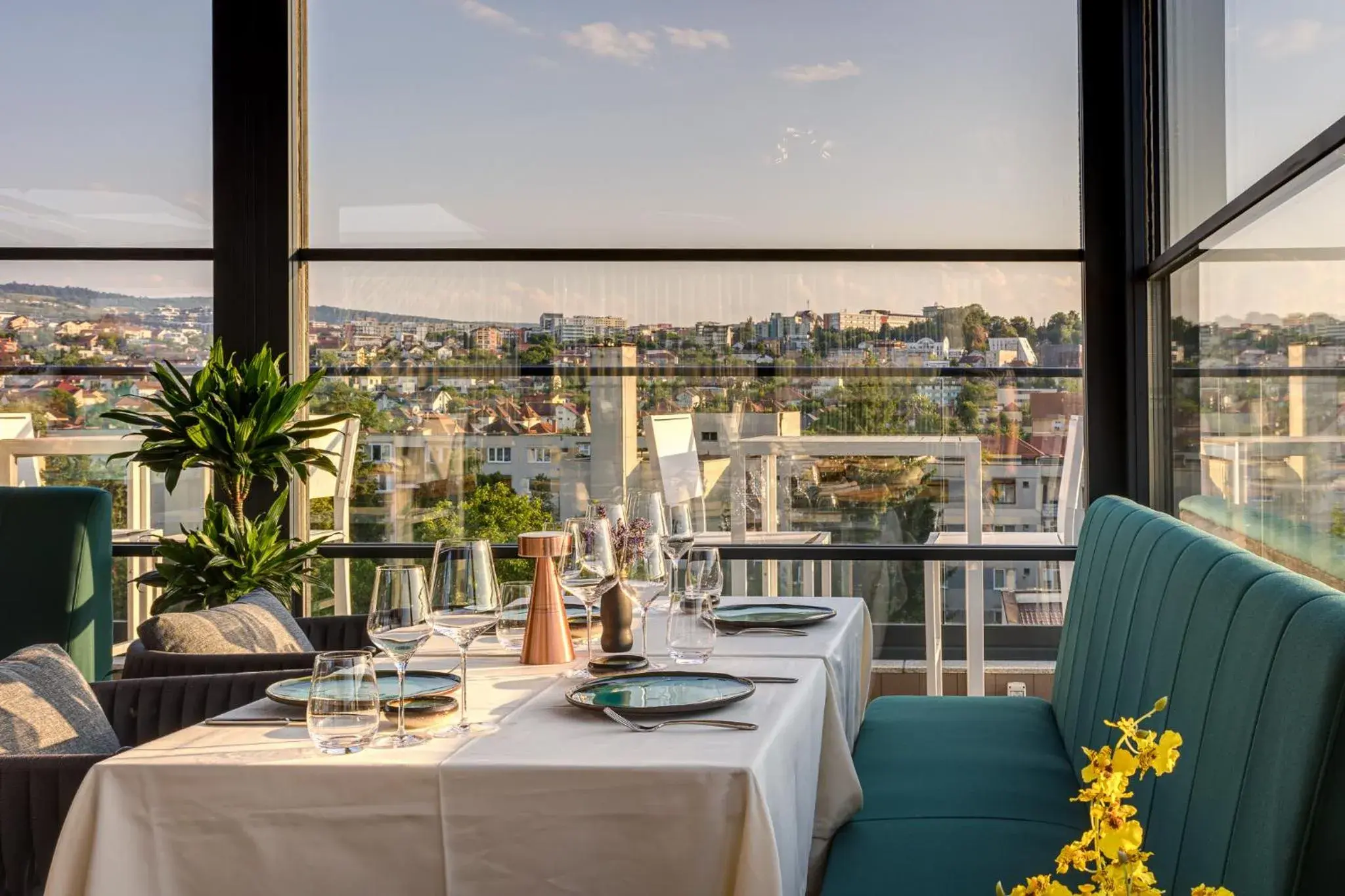 Restaurant/places to eat in Hotel Vibre Restaurant/places to eat in Hotel Vibre