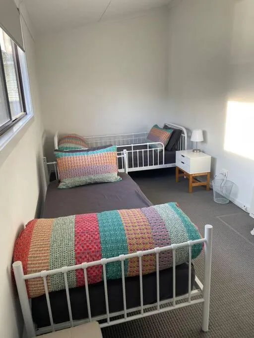 Walnut House - Hargreaves St close to Lake Weeroona
