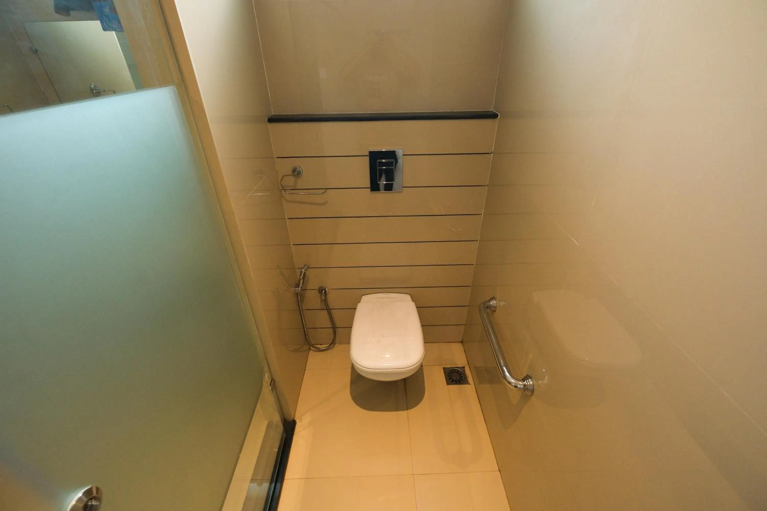 Toilet in Thekkady Gavi Suites