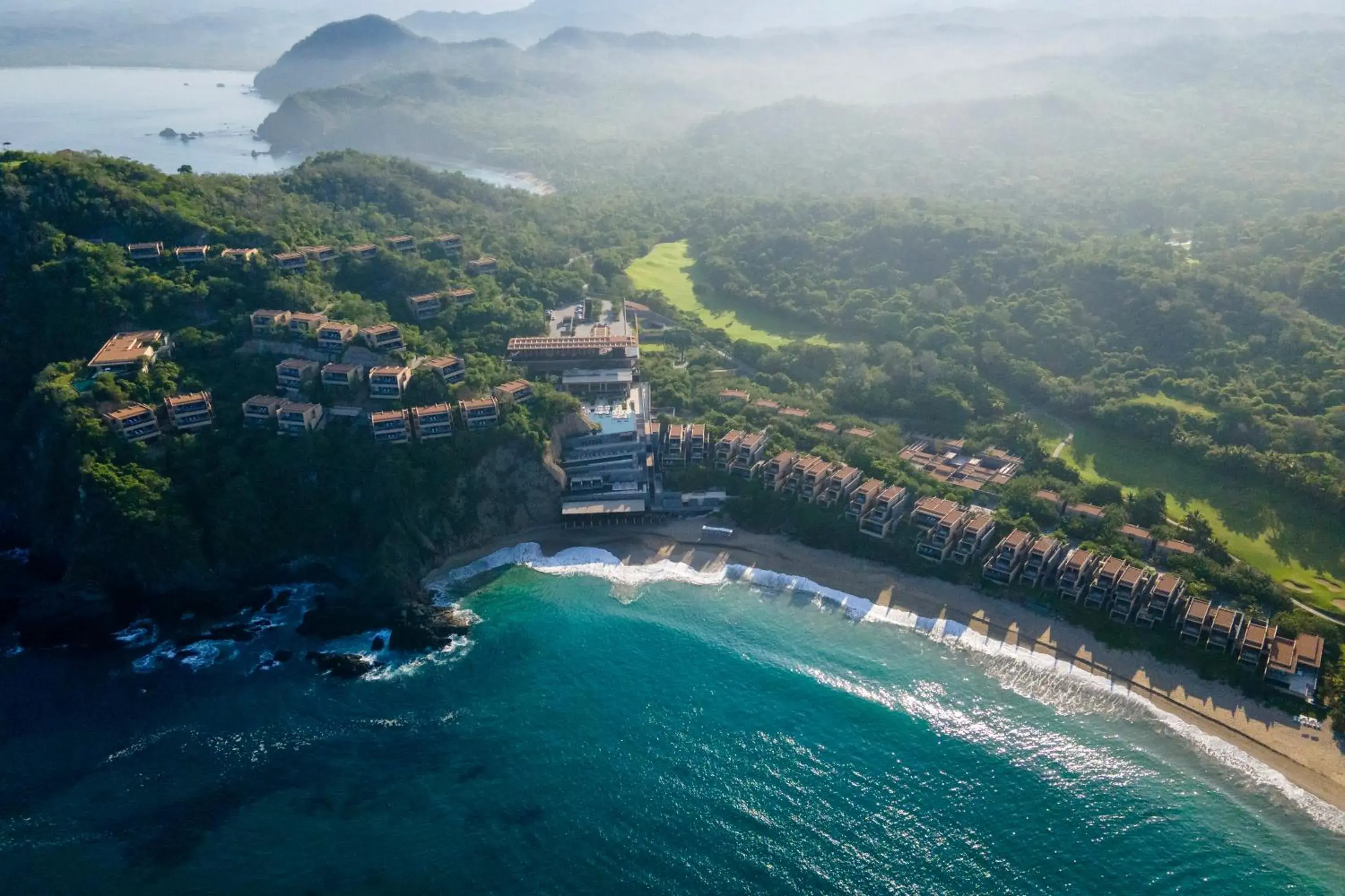 Property building in Four Seasons Resort Tamarindo, México Property building in Four Seasons Resort Tamarindo, México