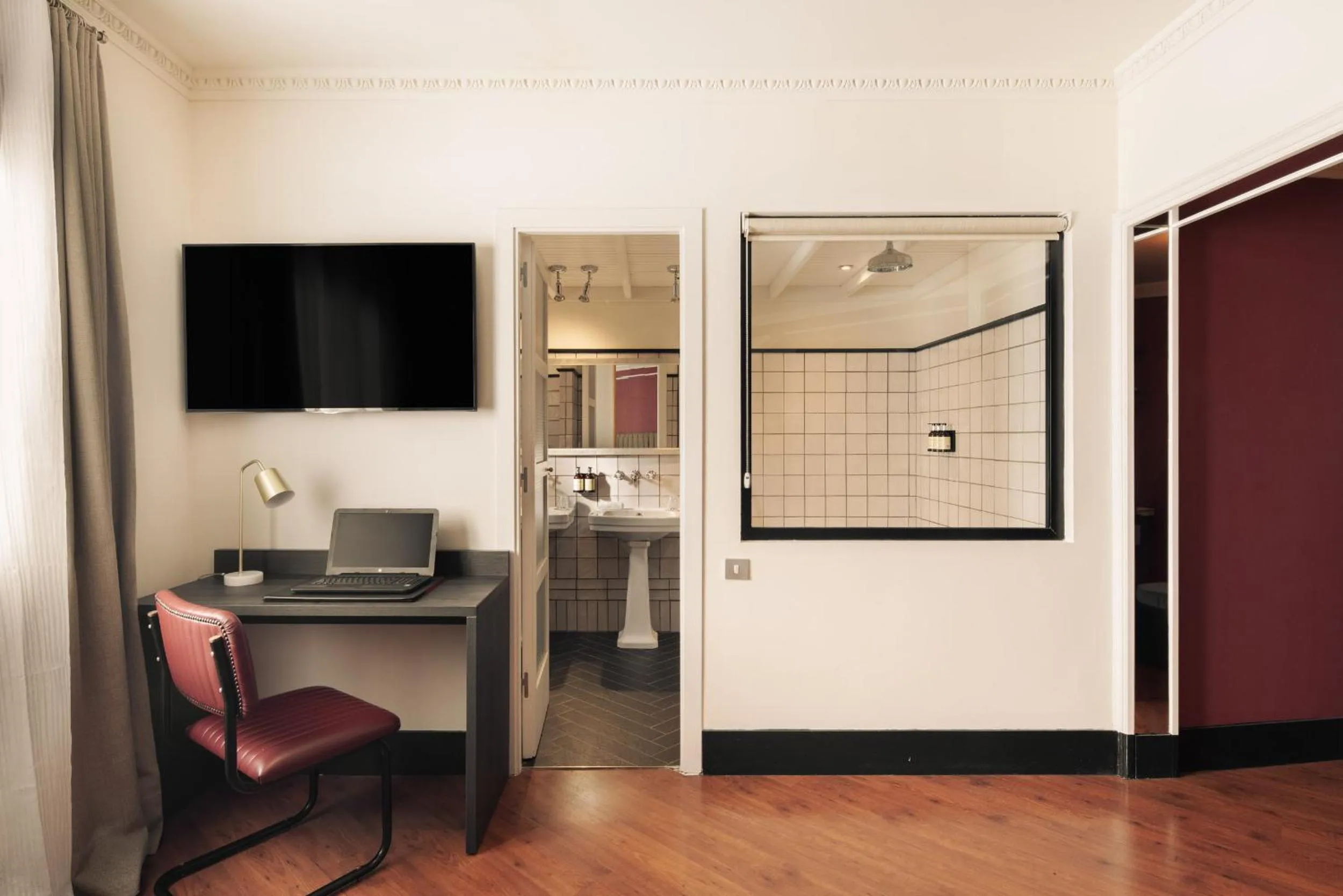 Bathroom in La França Travellers Adults Only