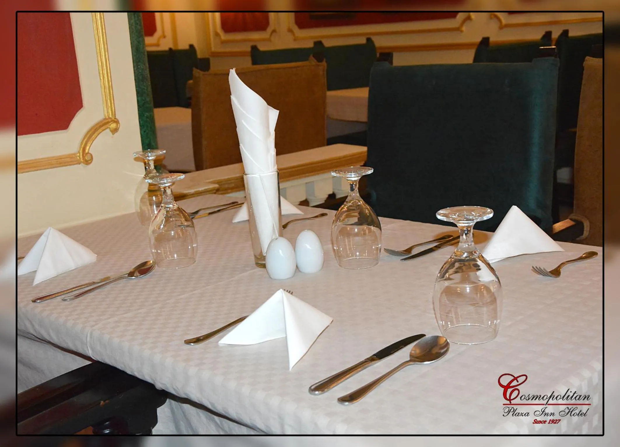 Restaurant/places to eat in Cosmopolitan hotel