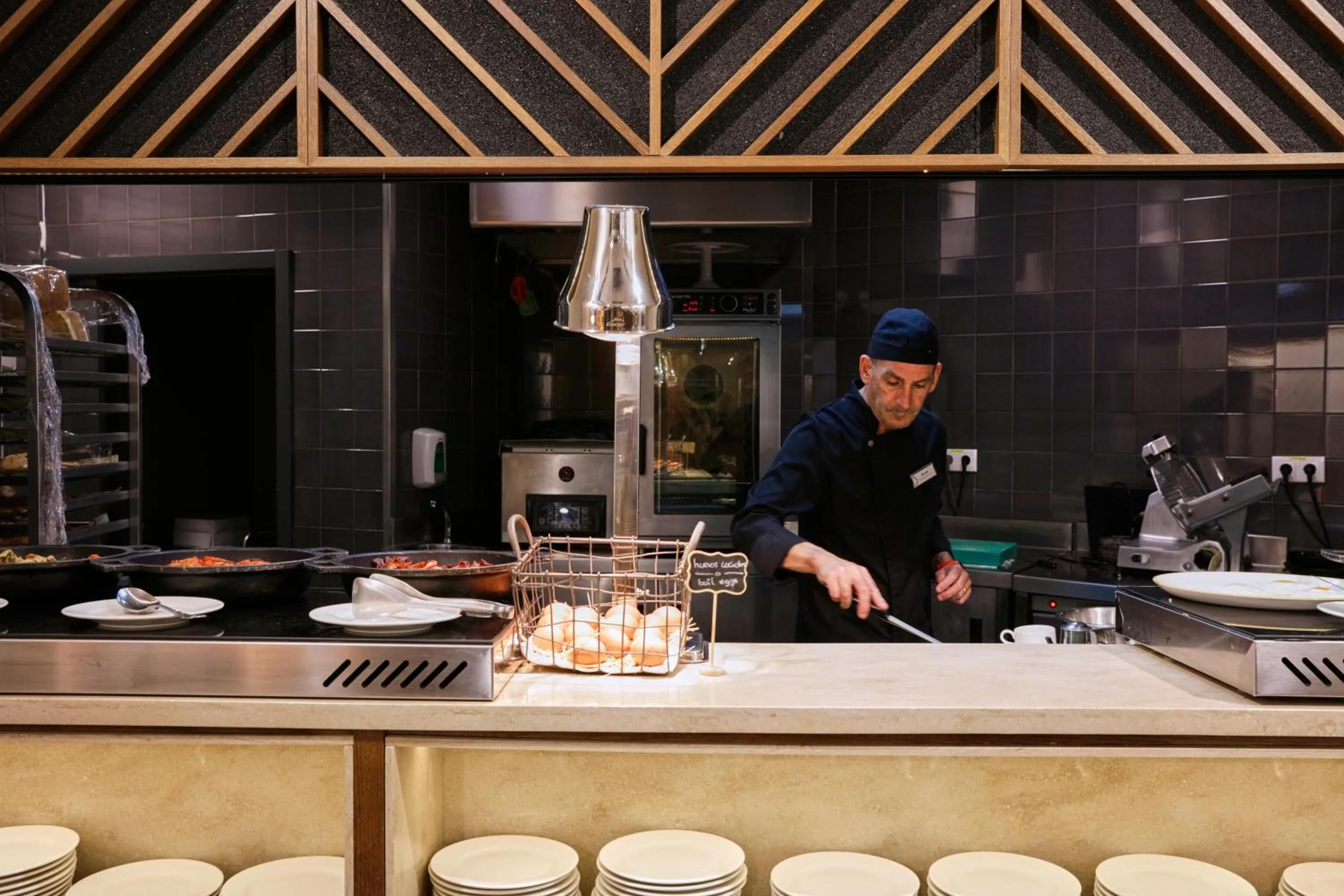 Restaurant/places to eat in Hotel Bécquer