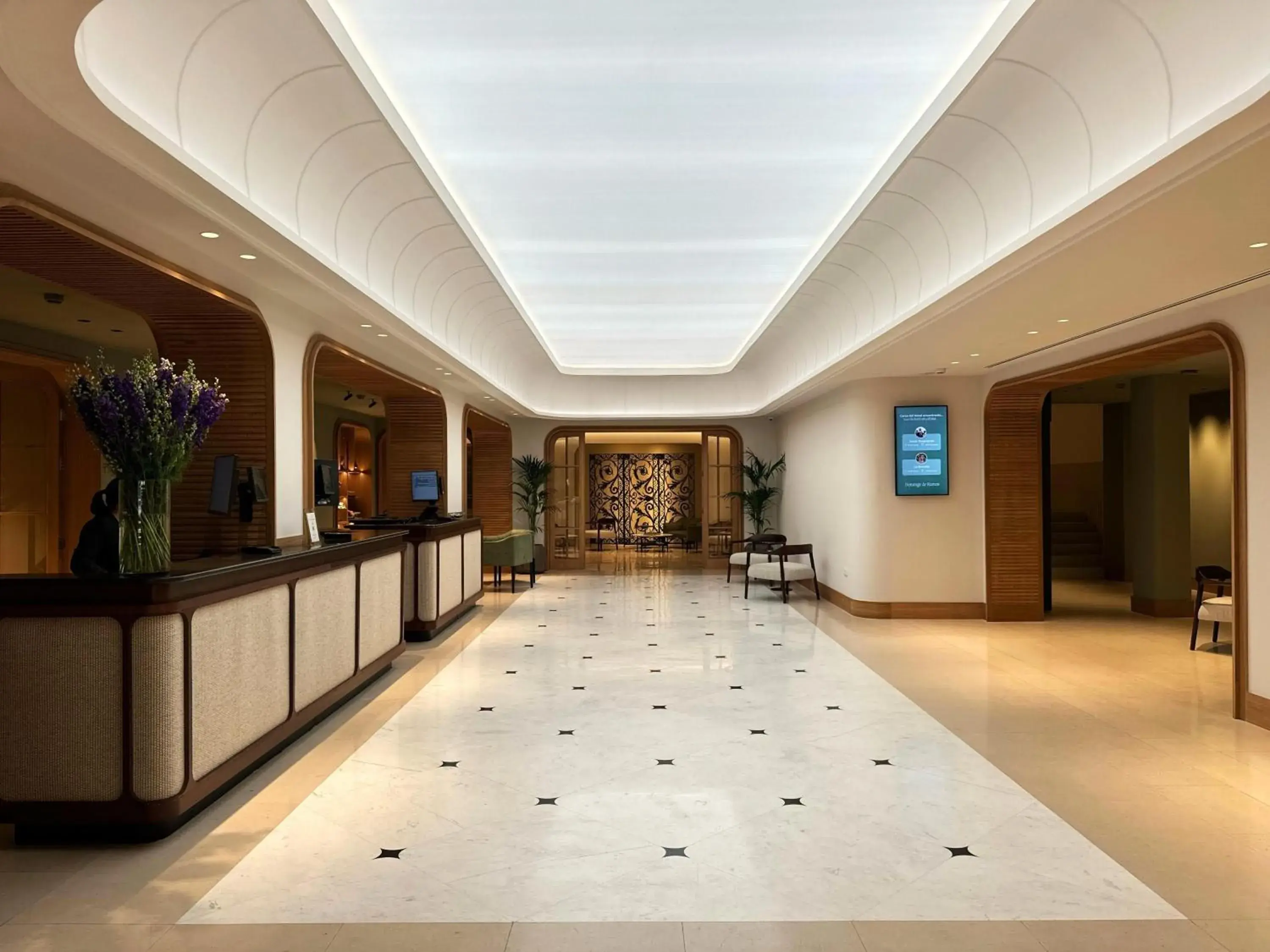 Lobby or reception in Hotel Bécquer Lobby or reception in Hotel Bécquer