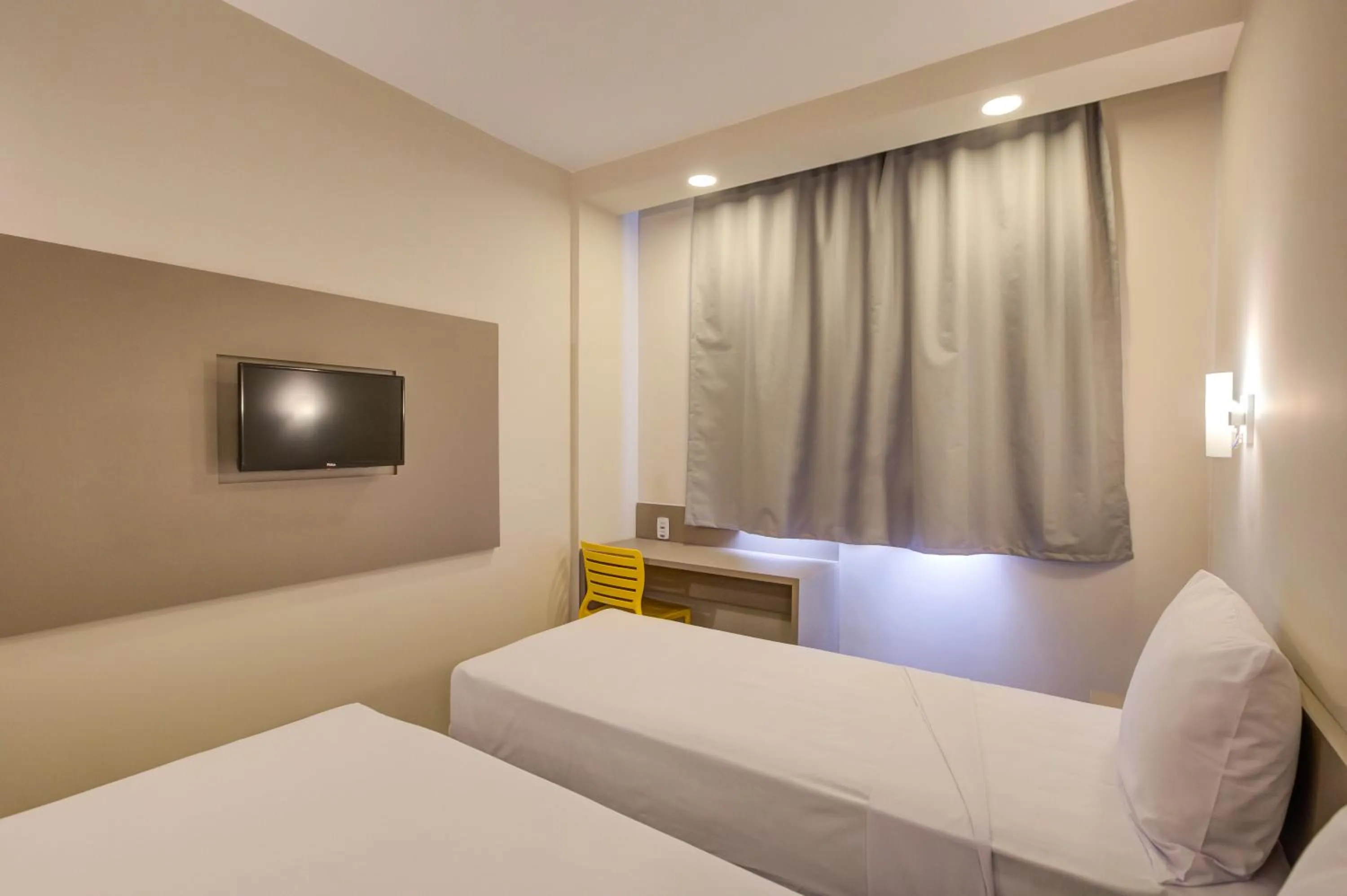 Bed in Transamerica Fit Rio Verde