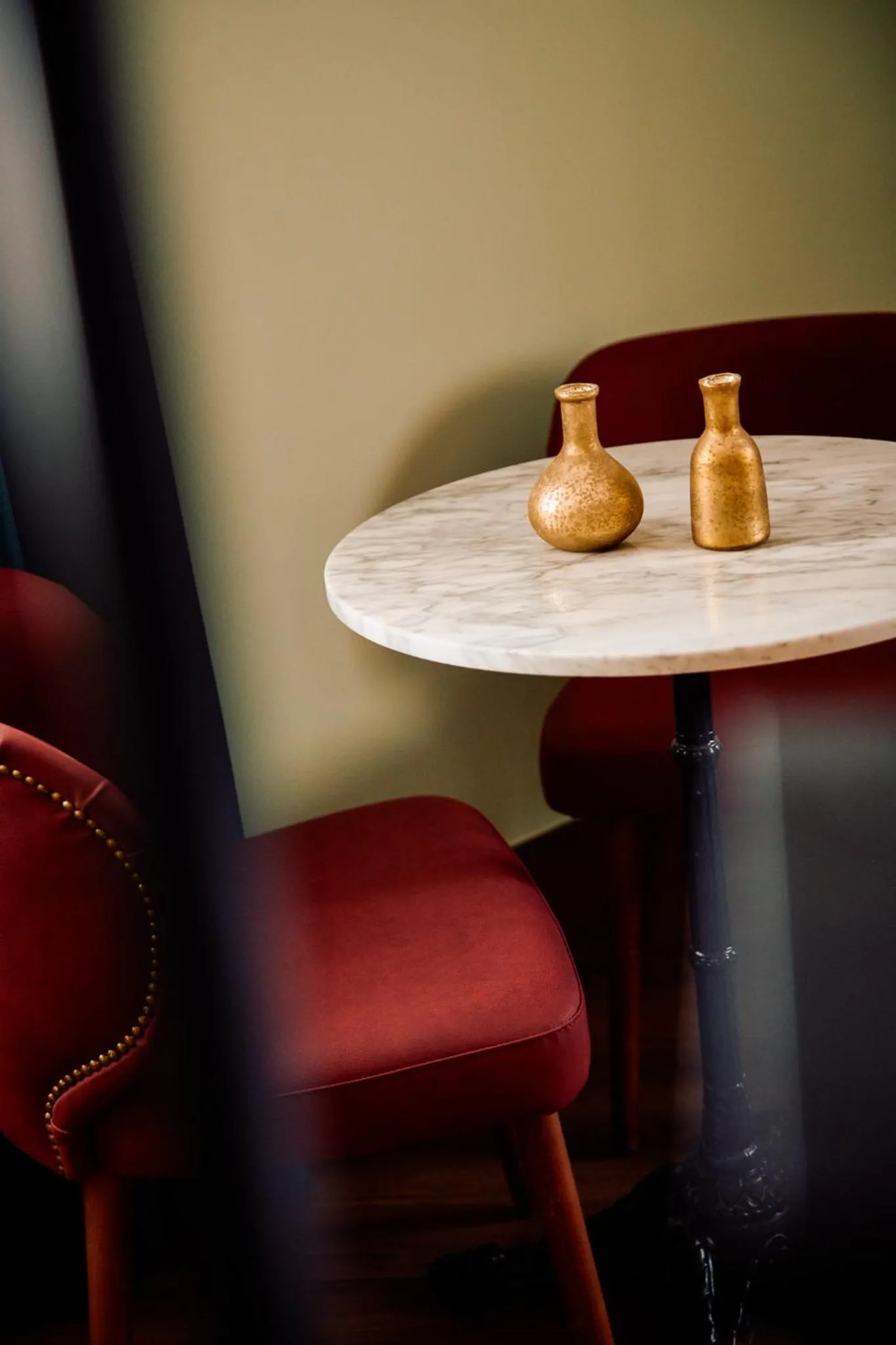 Decorative detail in Honest Granada Hotel