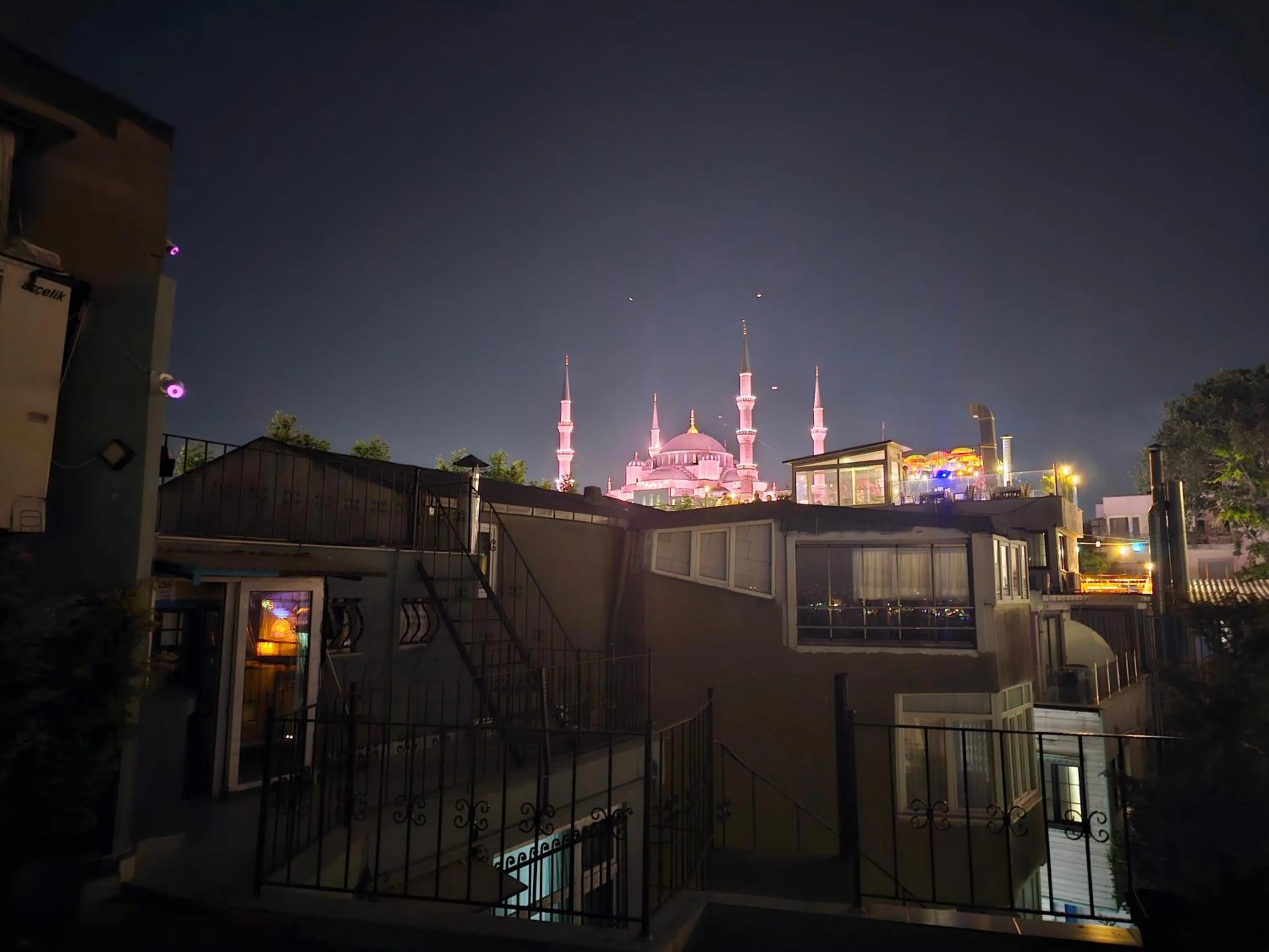 Nearby landmark in Hodegon Suite Hotel