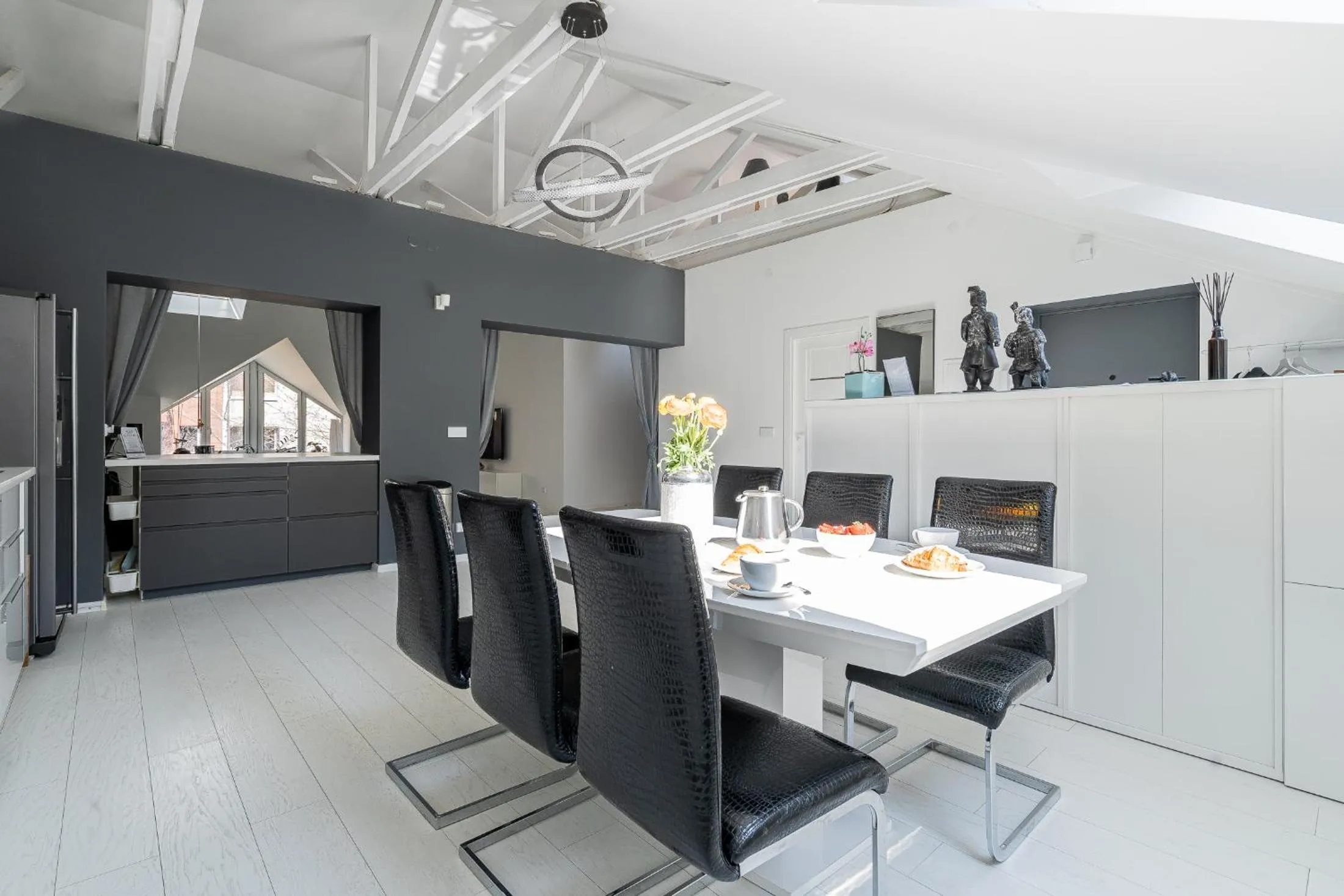 Kitchen or kitchenette in Grey House