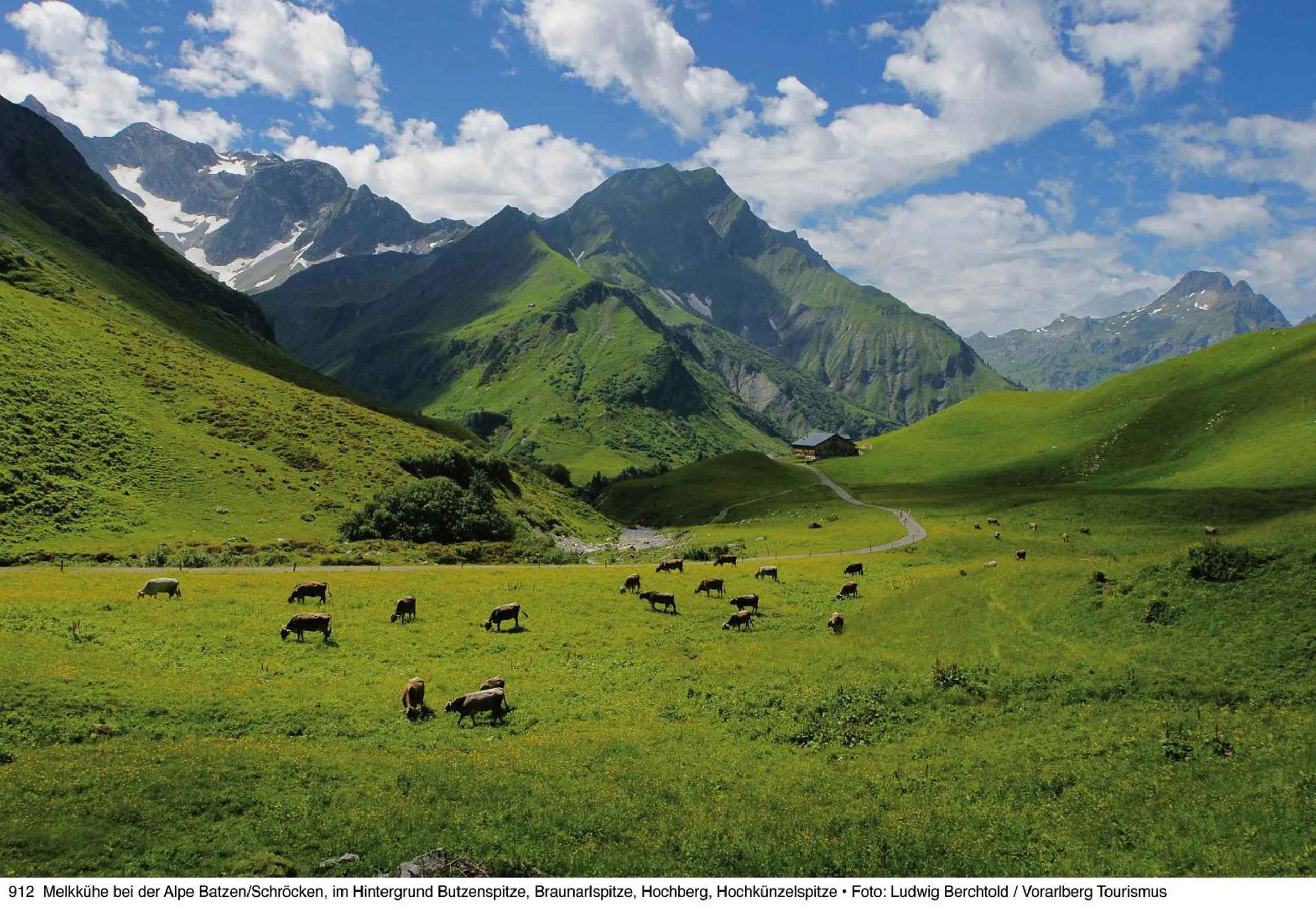 Hiking in Alpine Lodge Klösterle am Arlberg