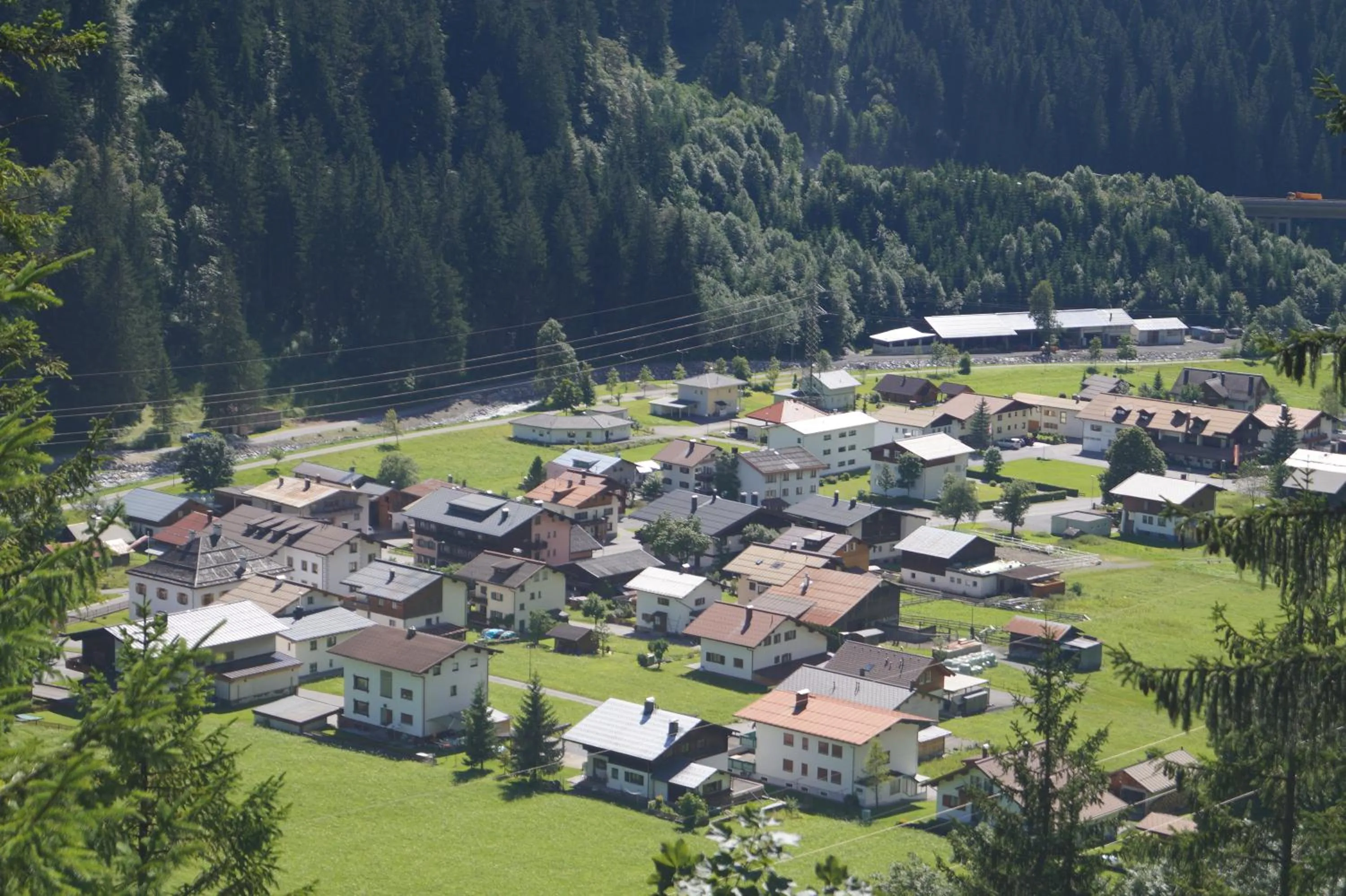Neighbourhood in Alpine Lodge Klösterle am Arlberg