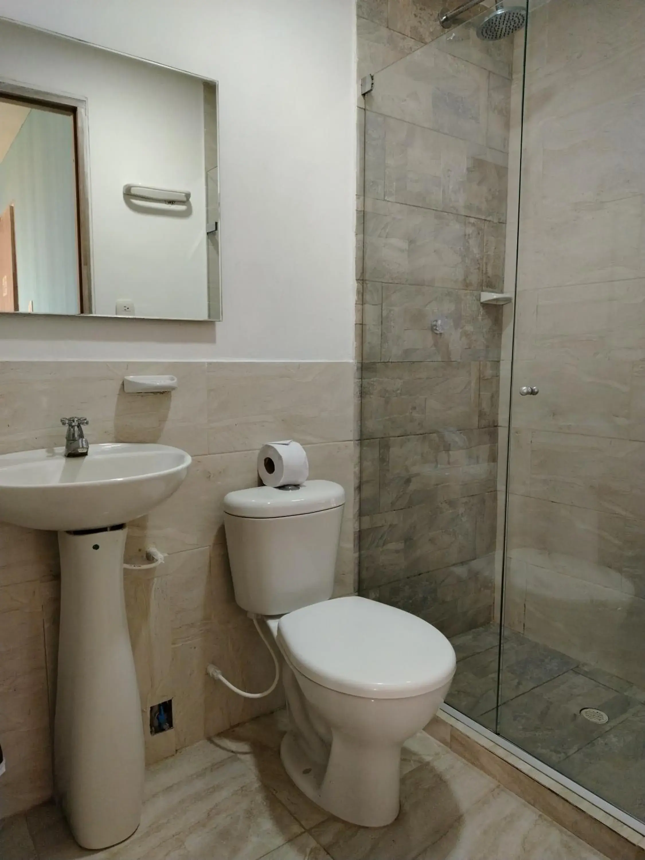 Double Room with Garden View - single occupancy in Avadia del Mar Double Room with Garden View - single occupancy in Avadia del Mar