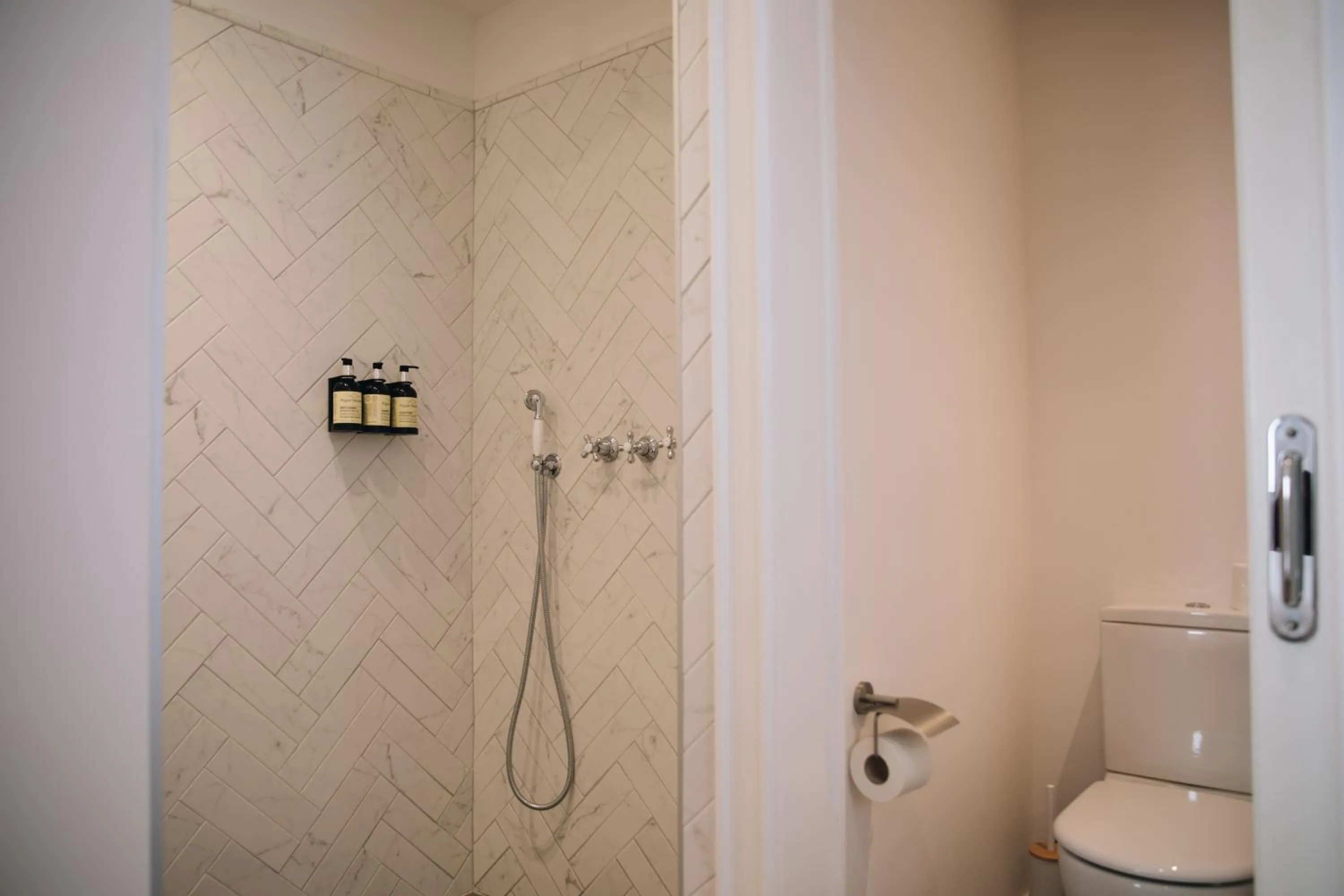 Shower in H La Paloma Boutique