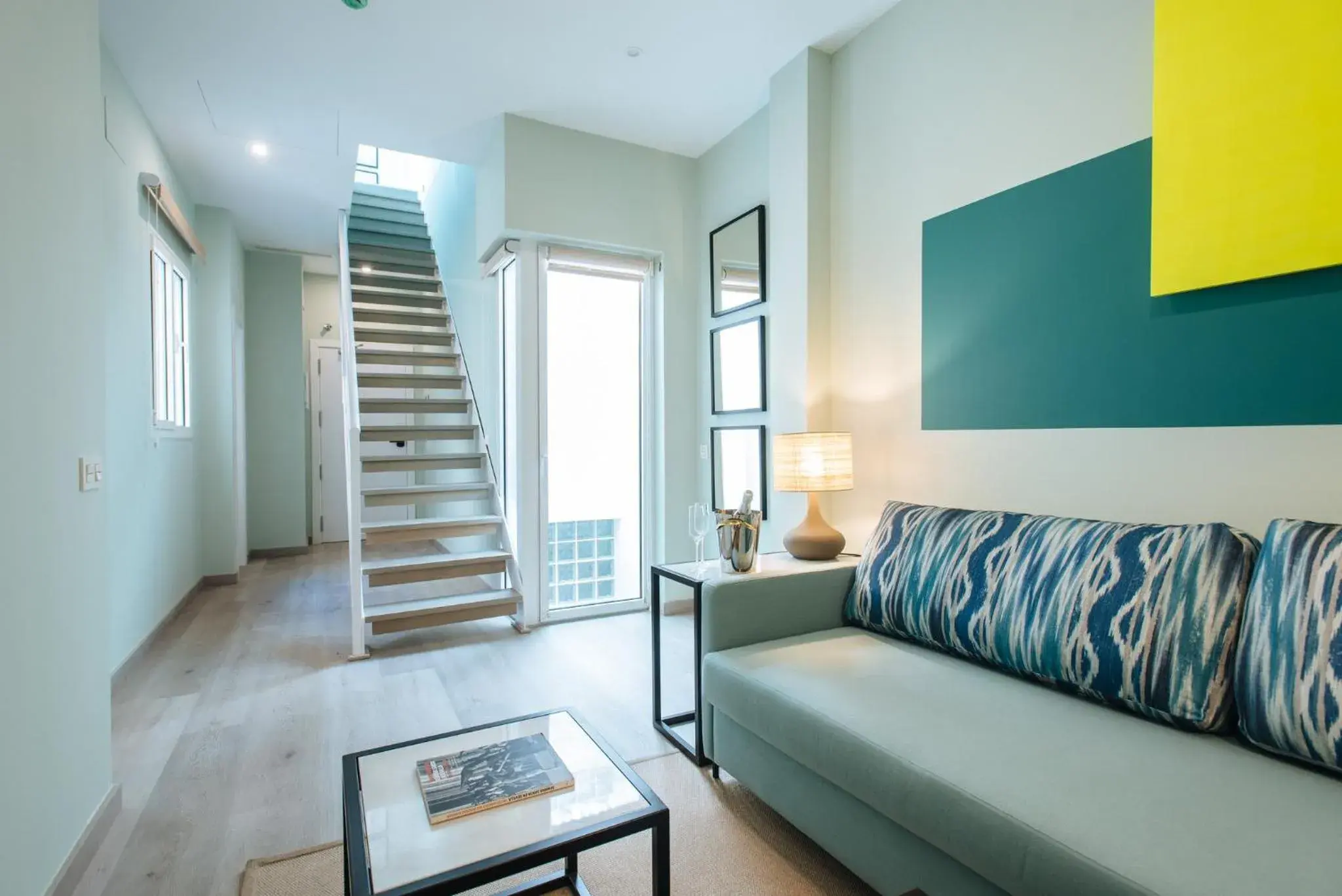 Food and drinks in Sercotel Sevilla Guadalquivir Suites Food and drinks in Sercotel Sevilla Guadalquivir Suites